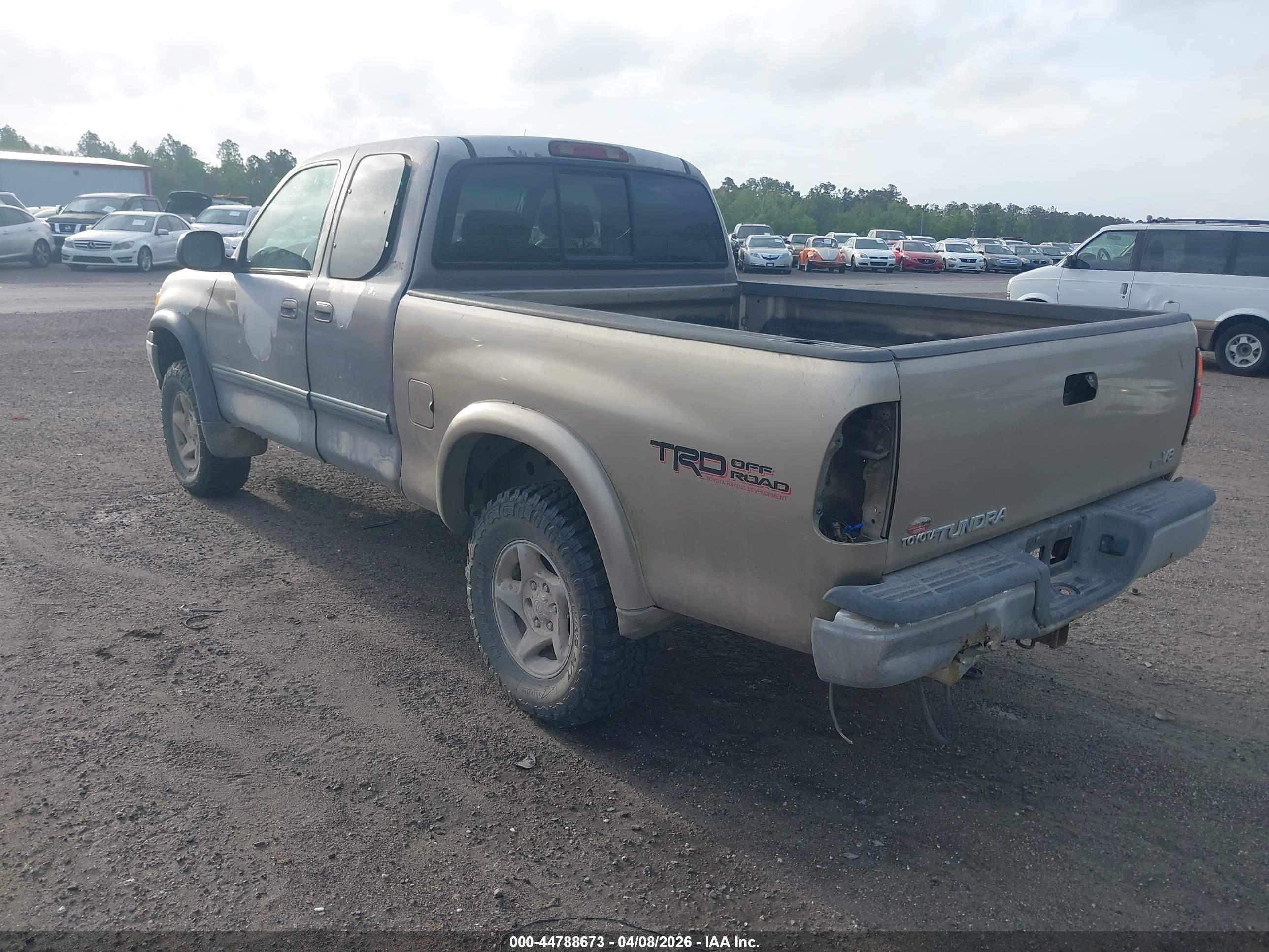 TOYOTA TUNDRA image 3