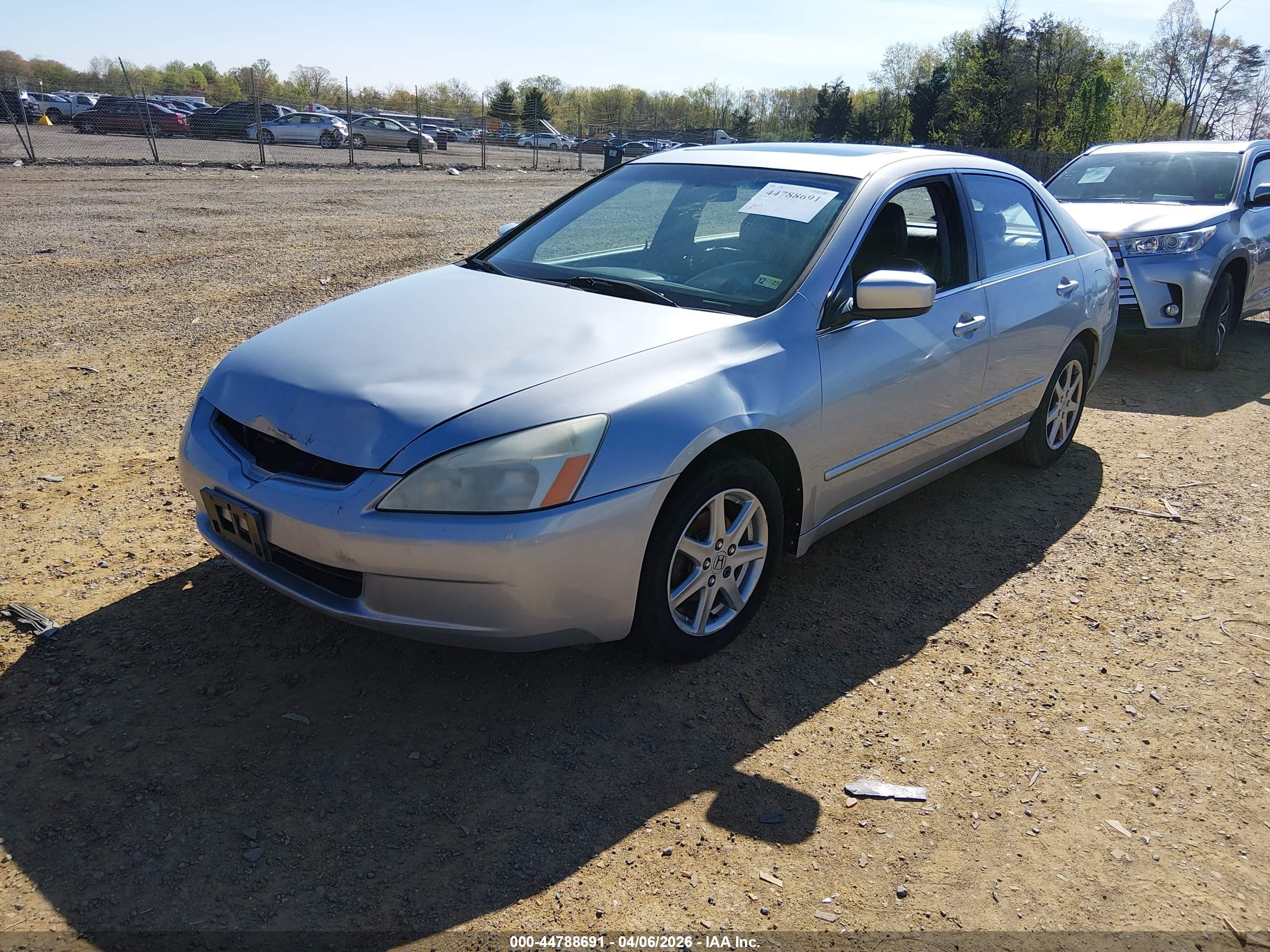 HONDA ACCORD image 2