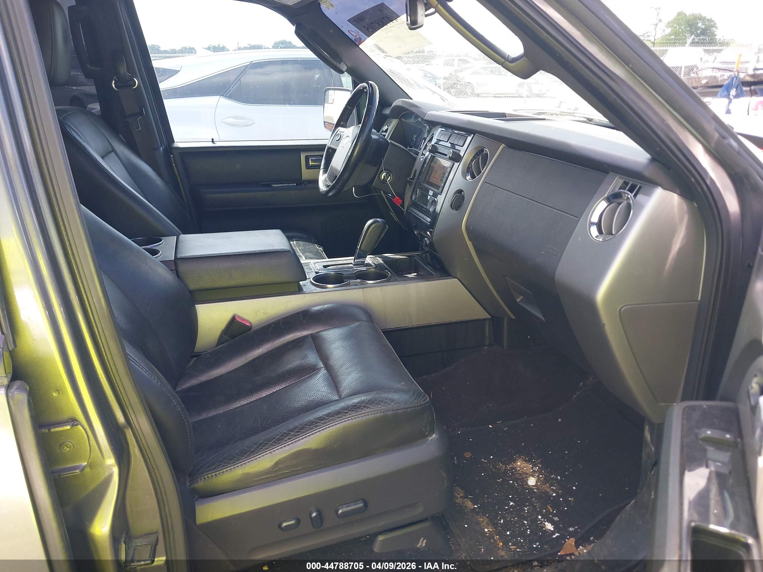 FORD EXPEDITION image 5