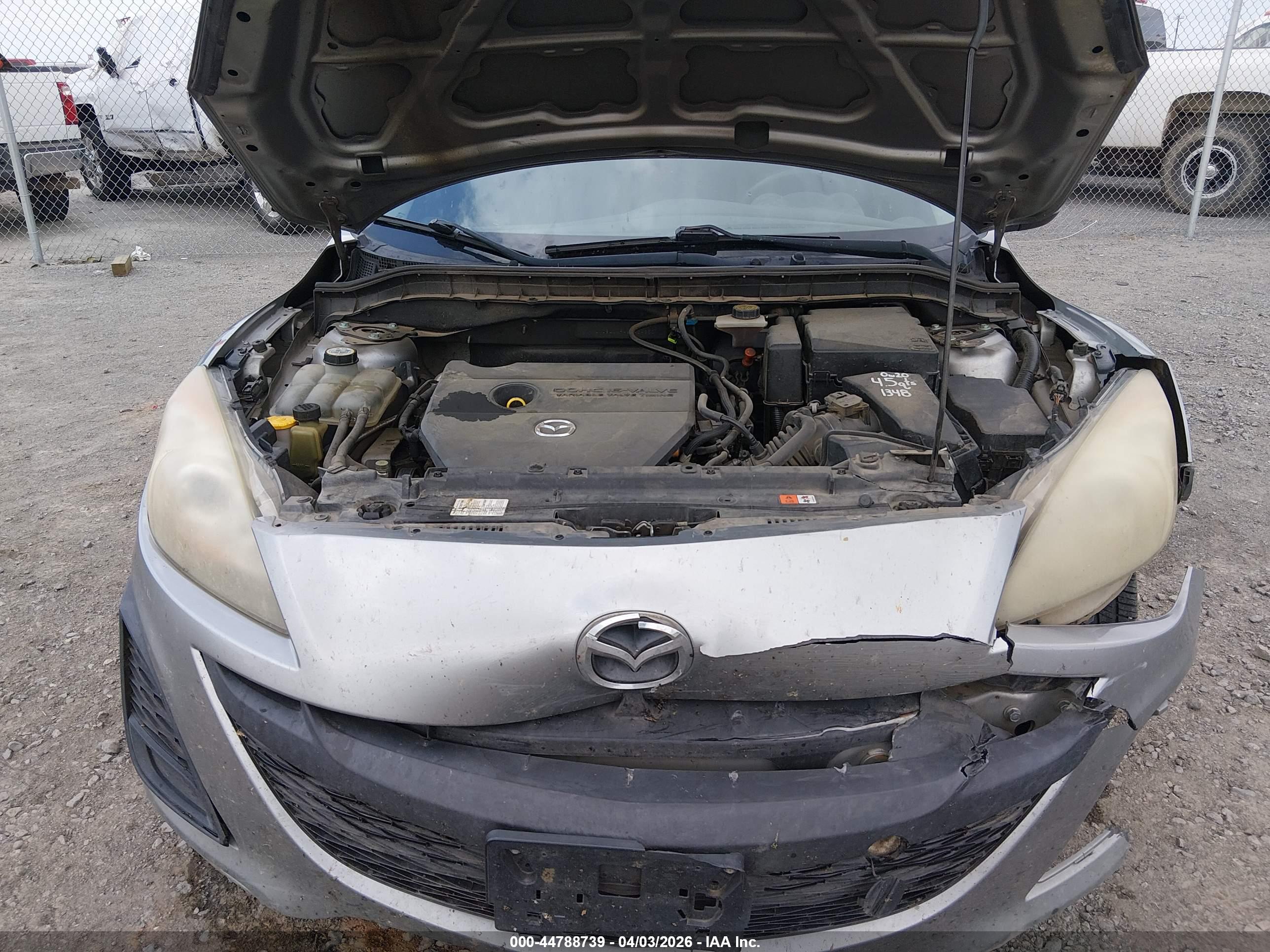 MAZDA MAZDA3 image 10