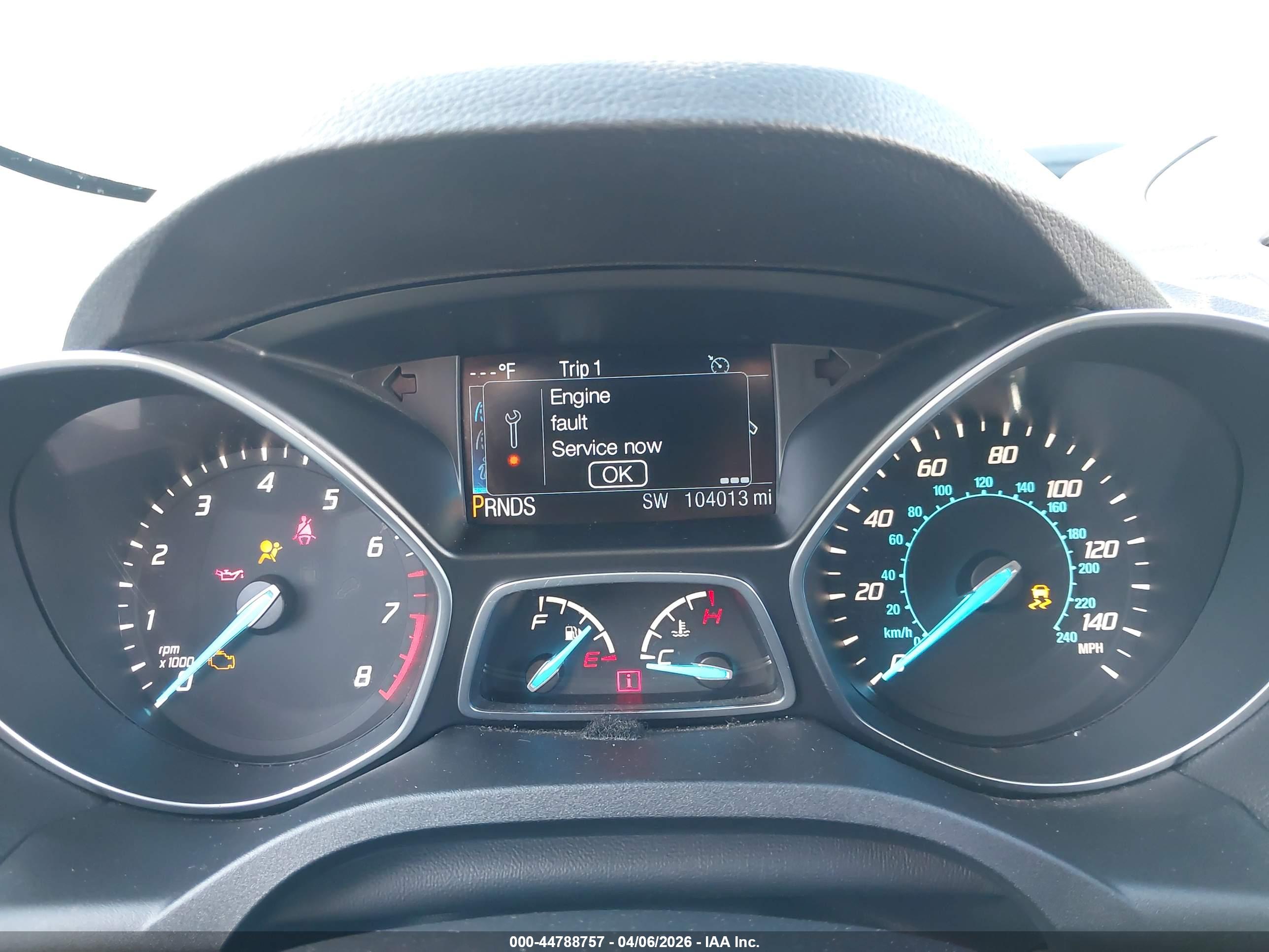 FORD ESCAPE image 7