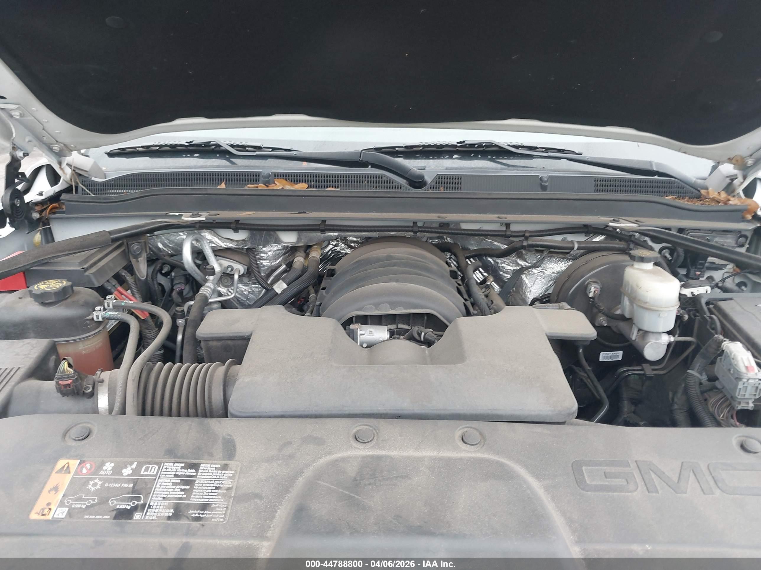 GMC YUKON image 10