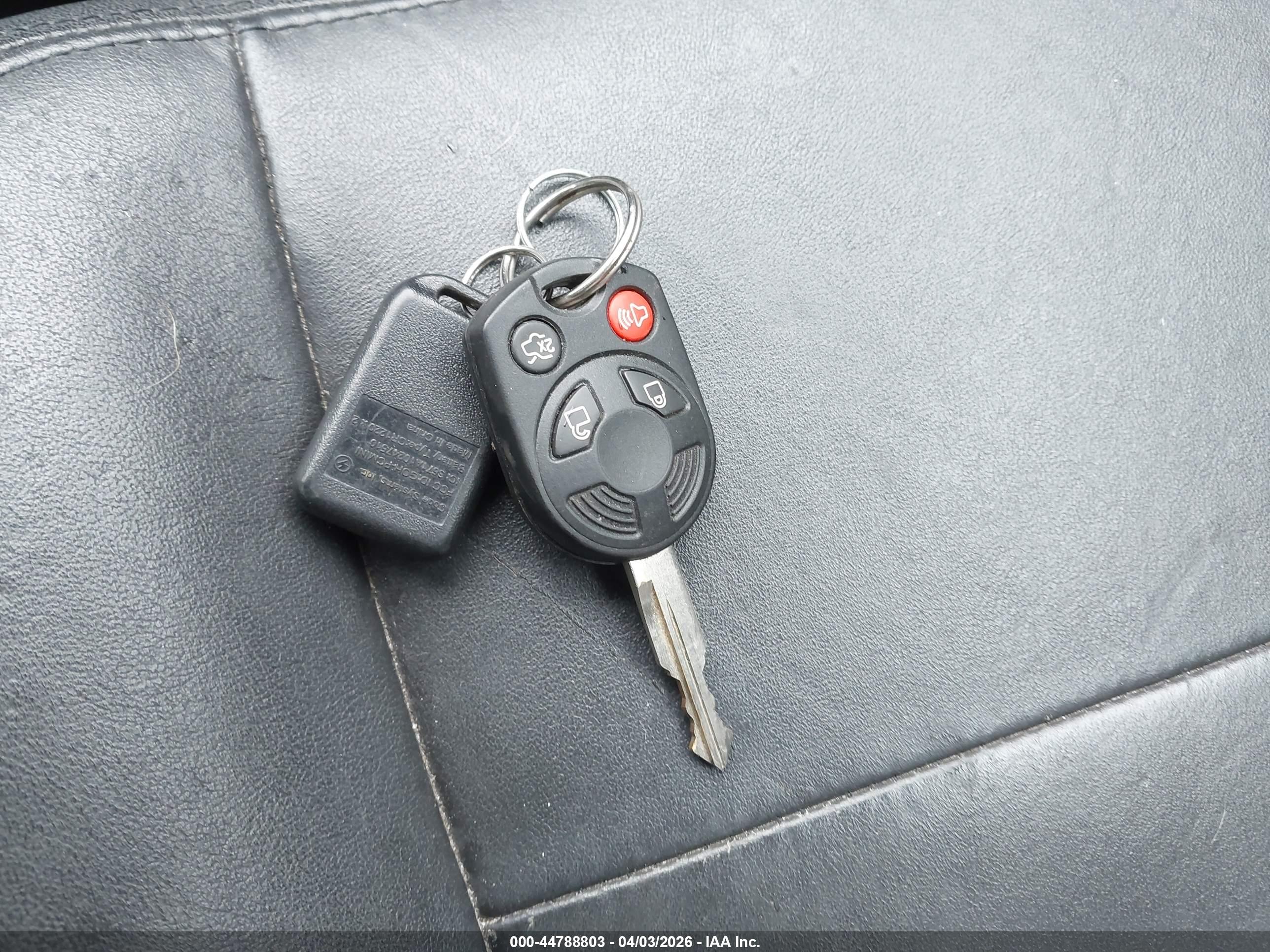 FORD ESCAPE image 11