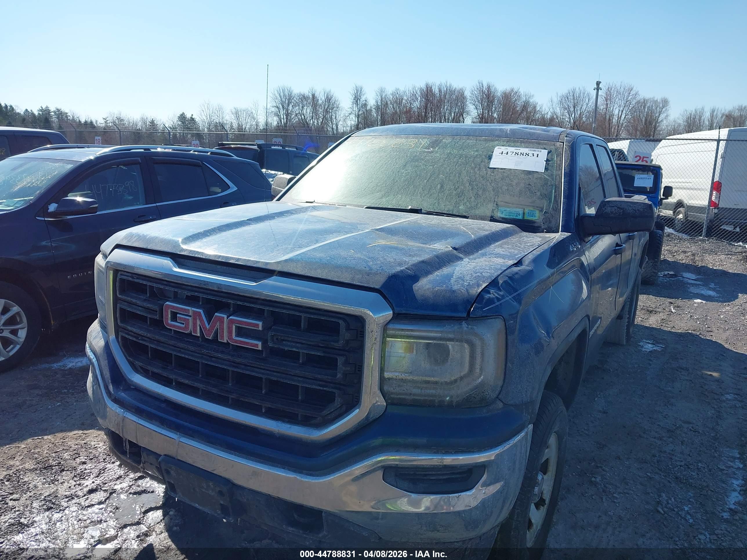 GMC SIERRA image 6