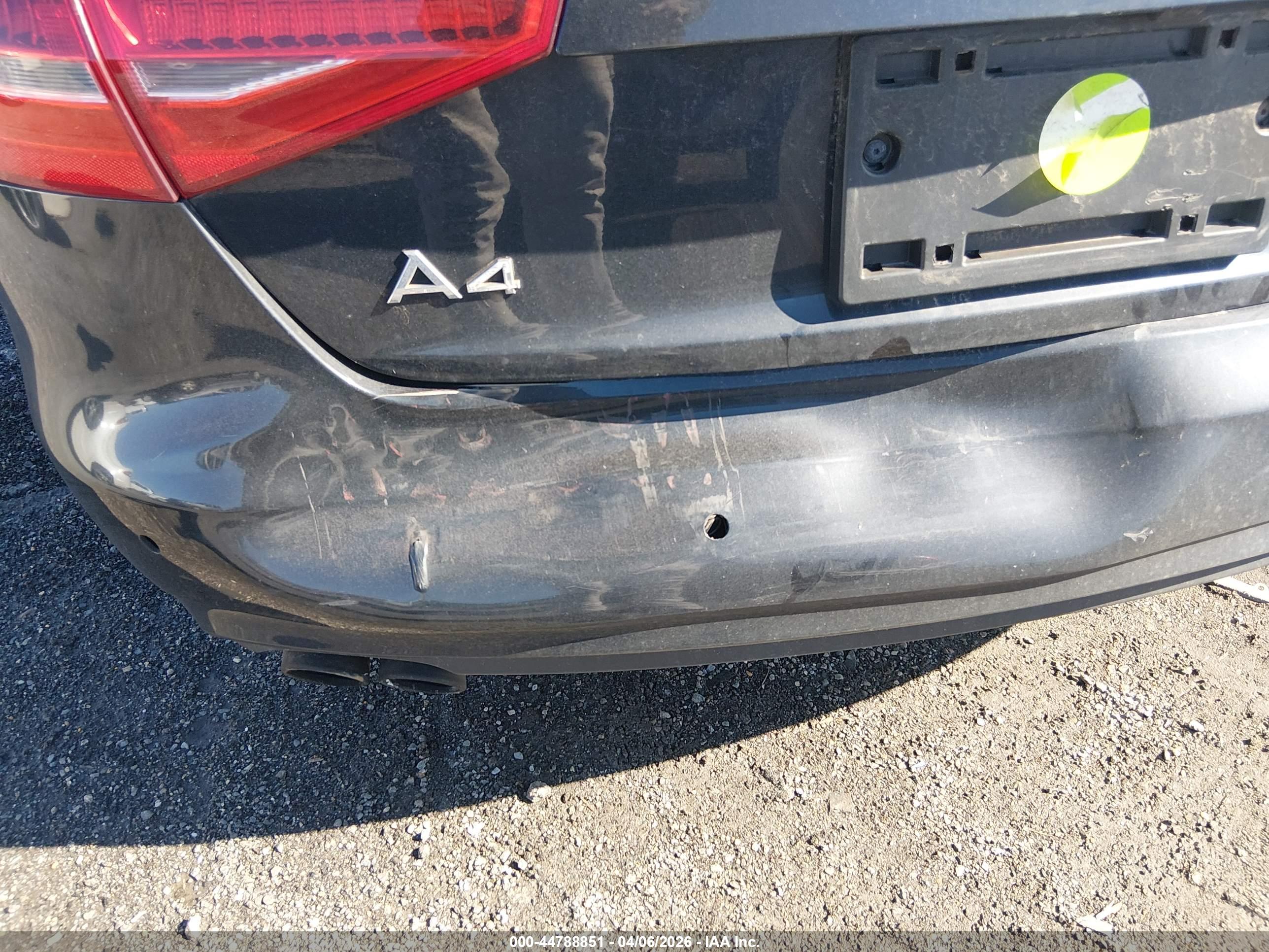 AUDI A4 image 6