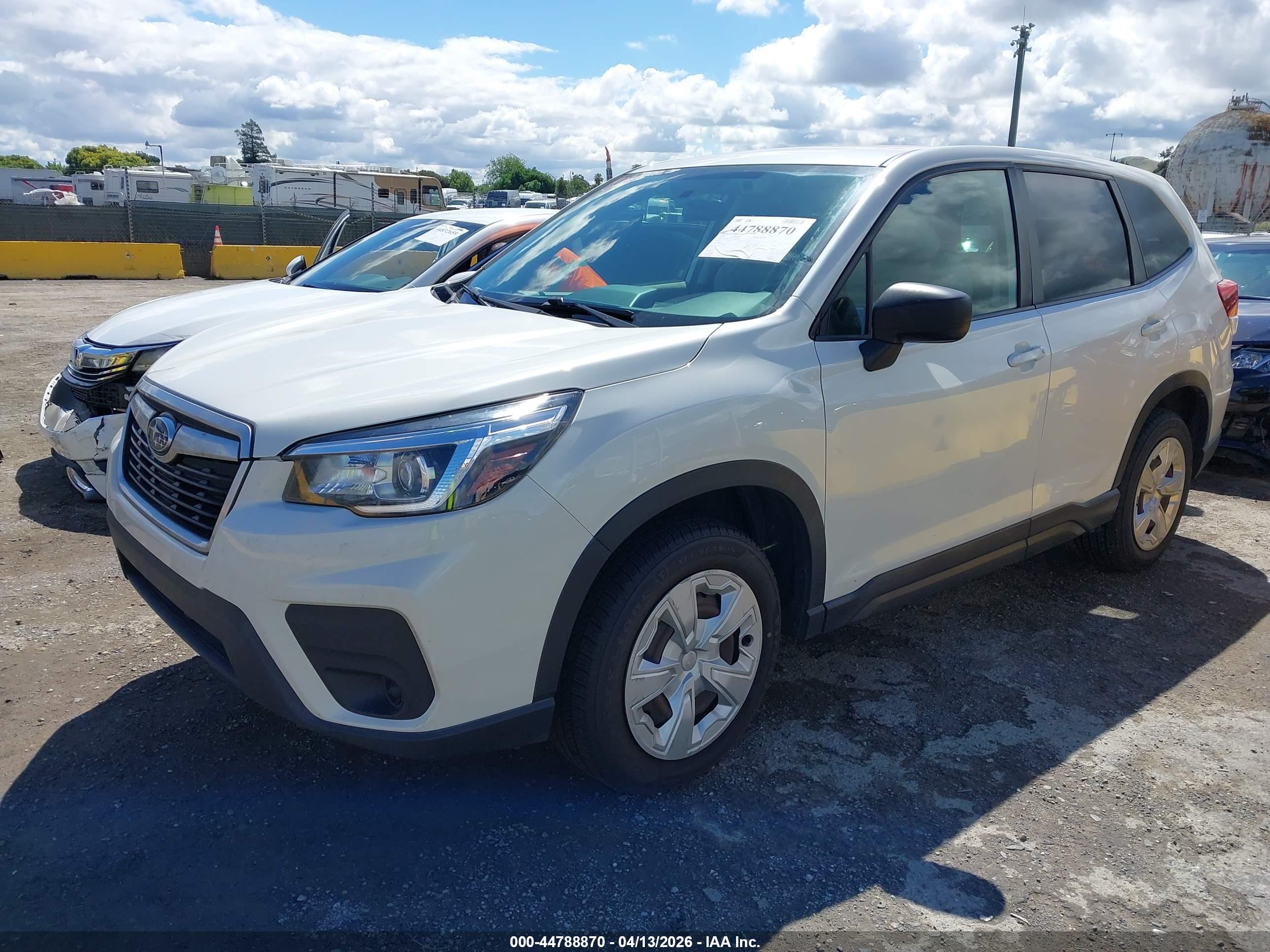 SUBARU FORESTER image 2