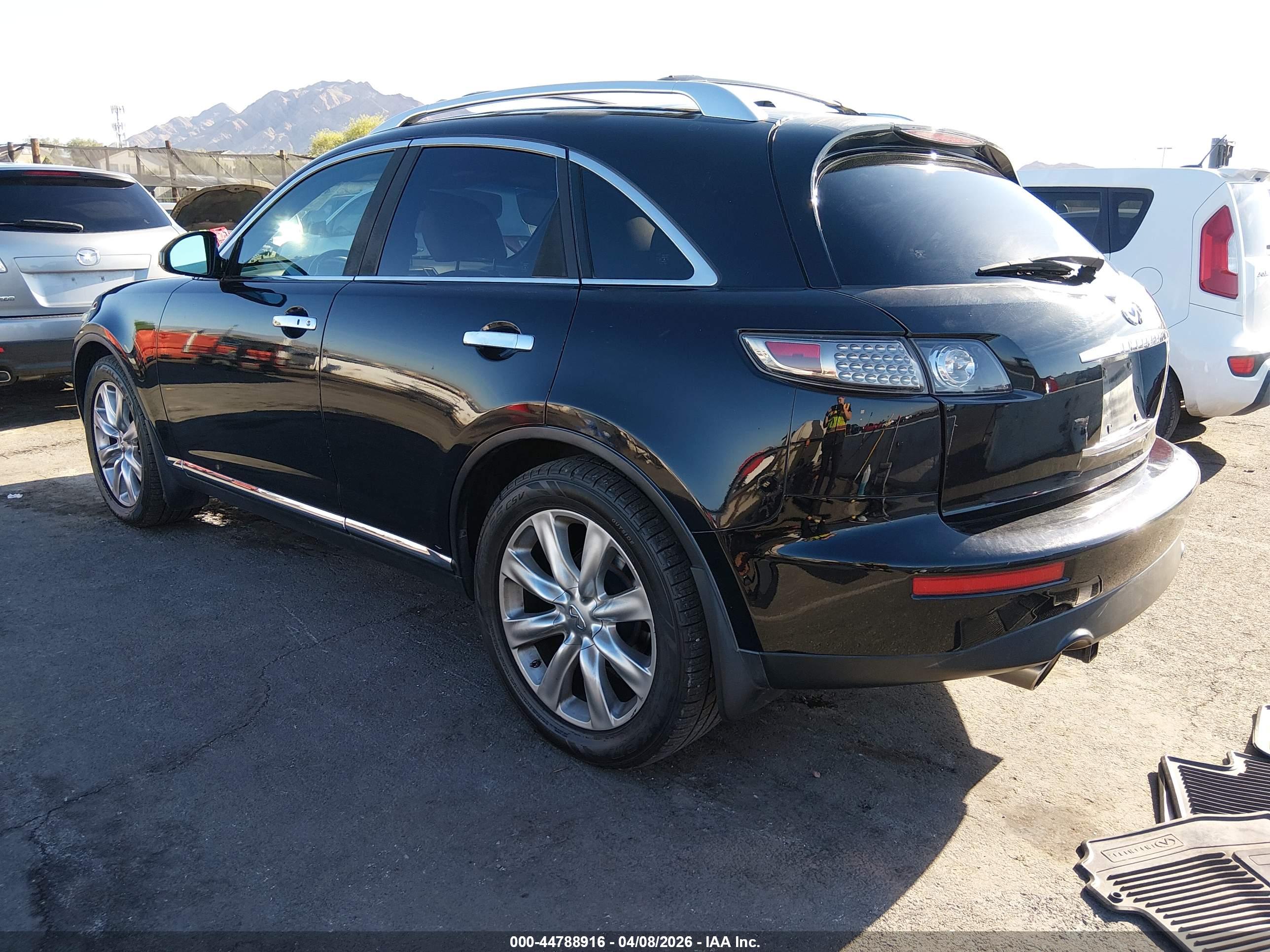 INFINITI FX45 image 3