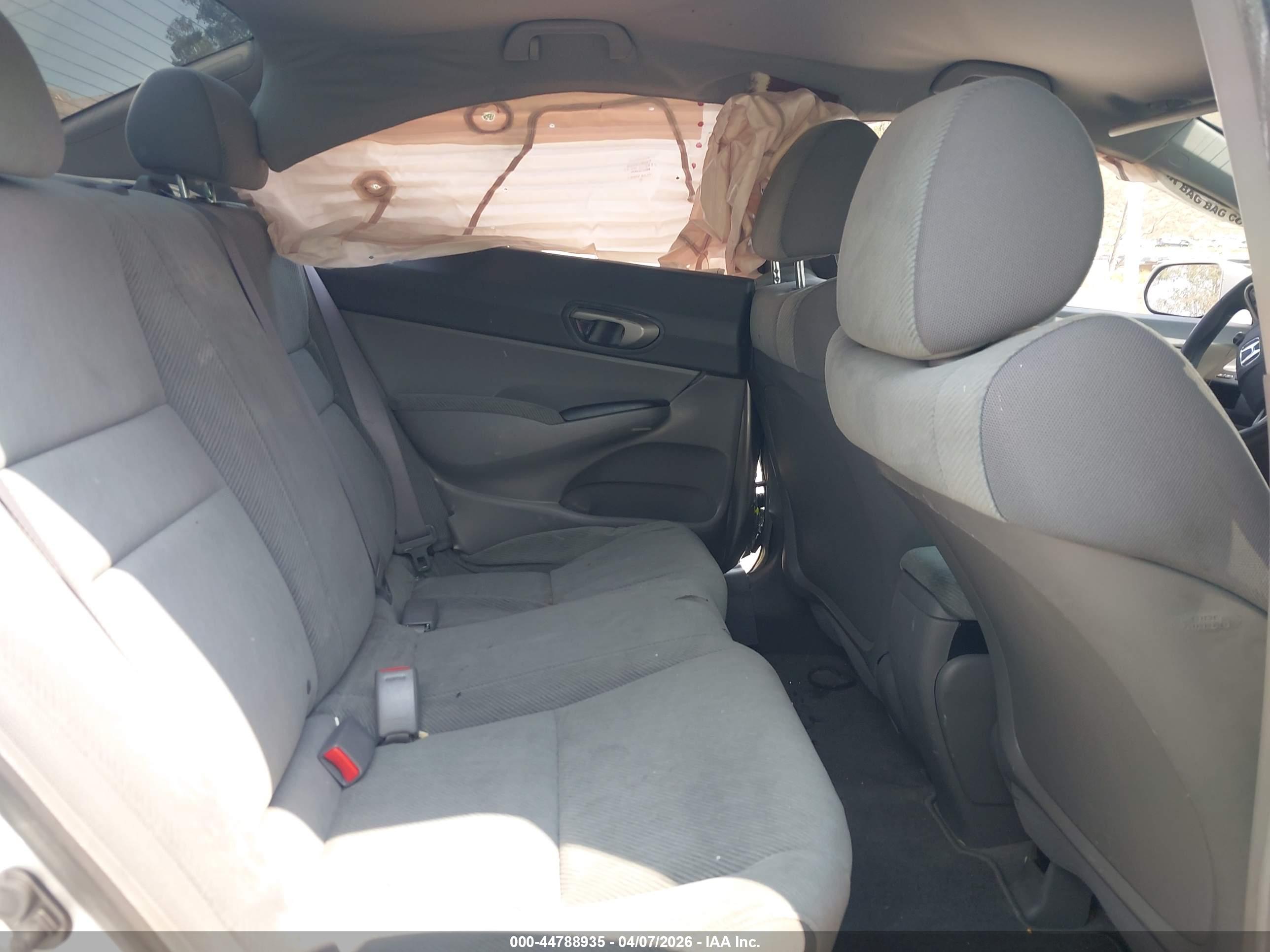 HONDA CIVIC image 8