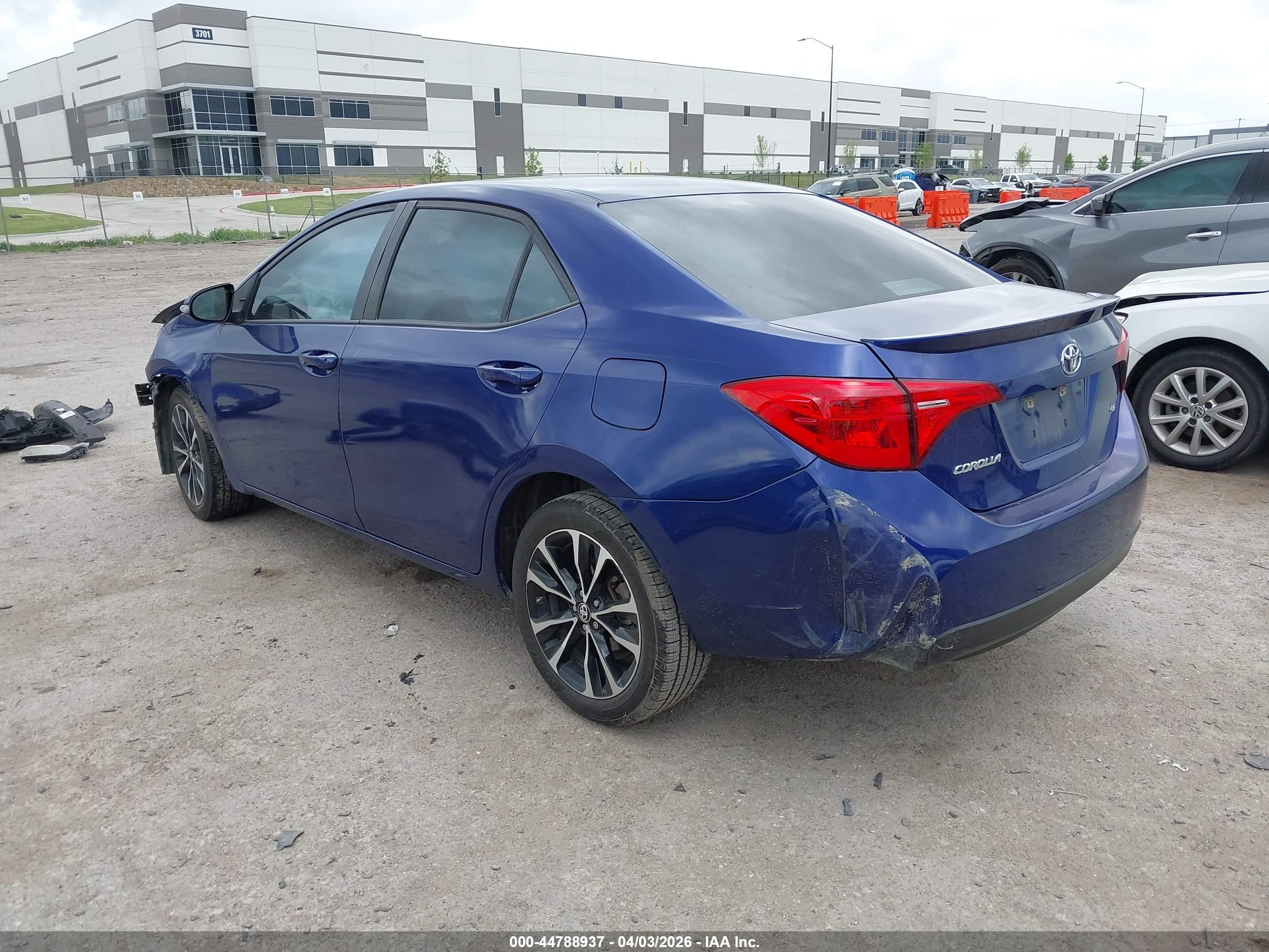 TOYOTA COROLLA image 3