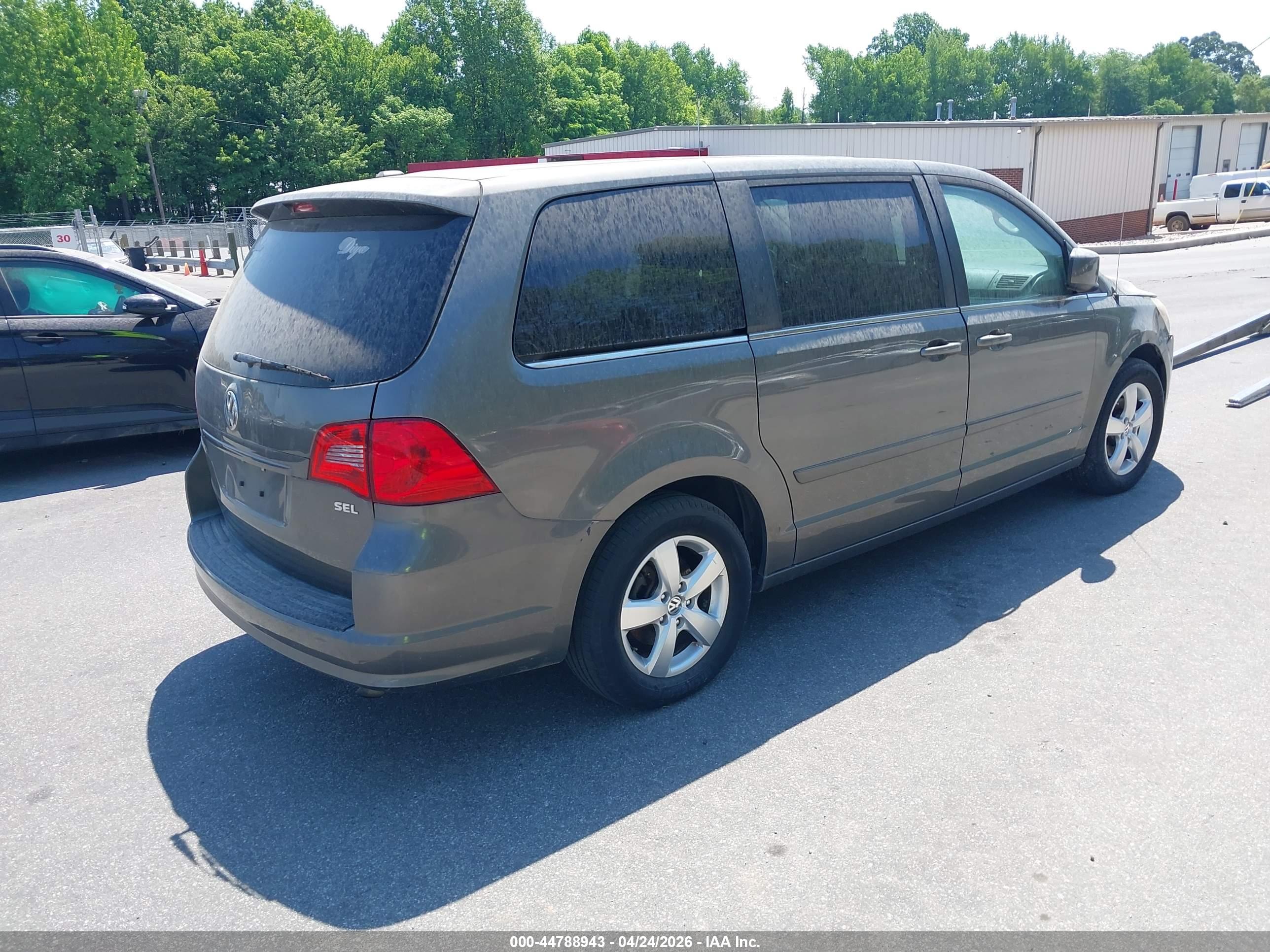 VOLKSWAGEN ROUTAN image 4