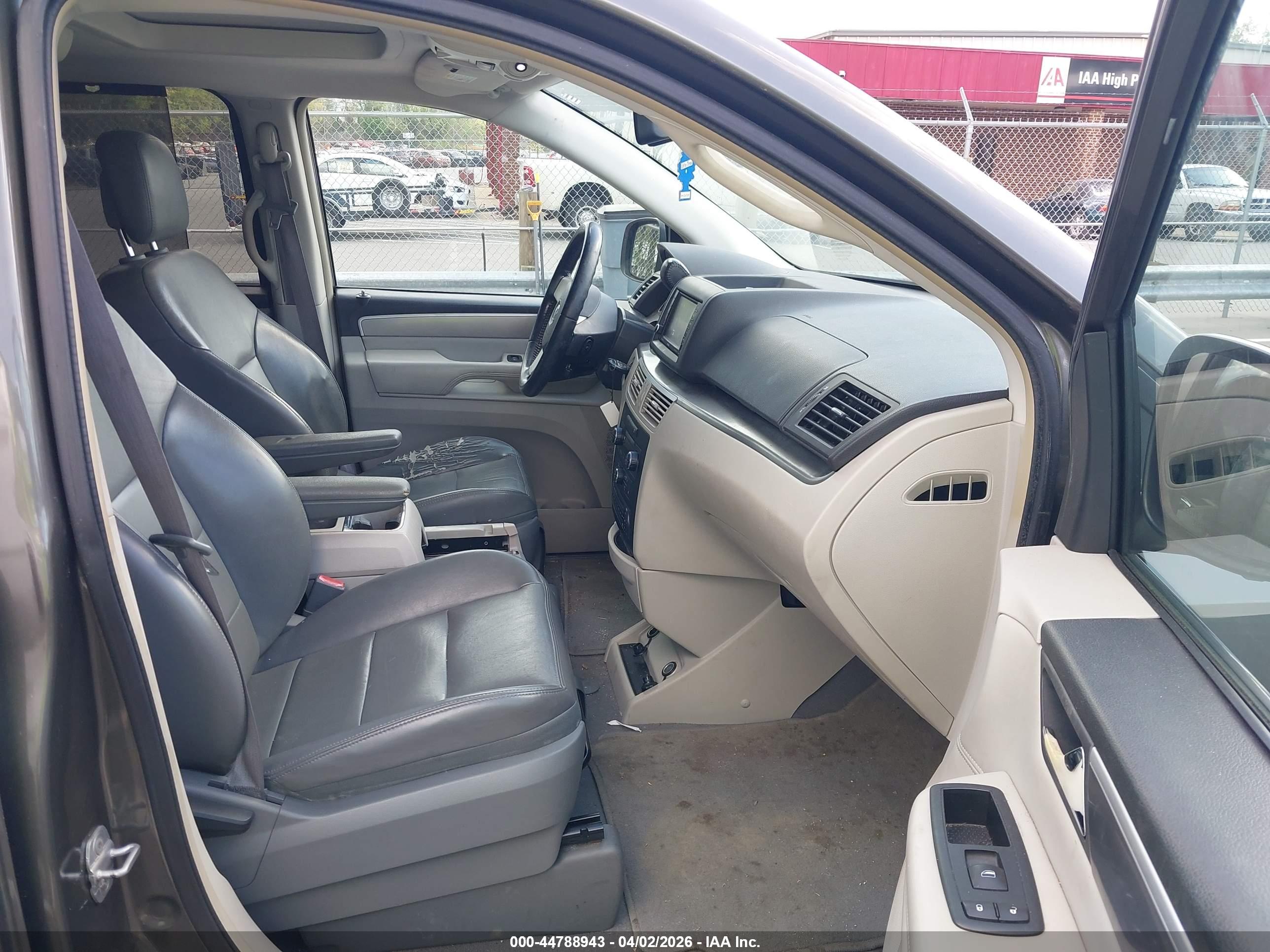 VOLKSWAGEN ROUTAN image 5