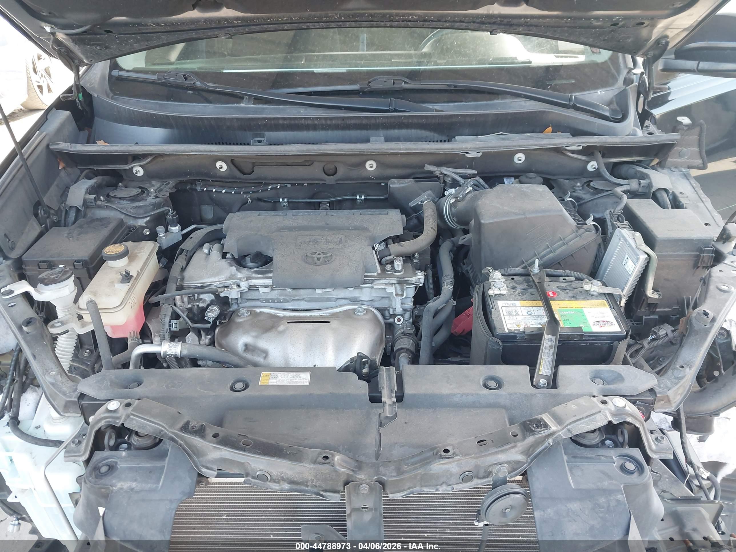 TOYOTA RAV4 image 10