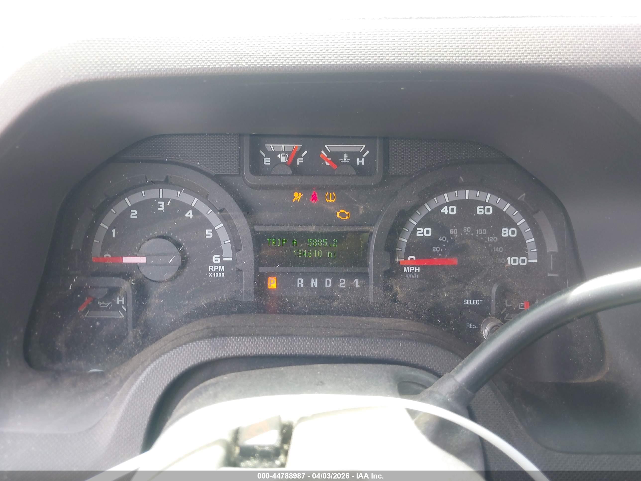 FORD E-350 image 7