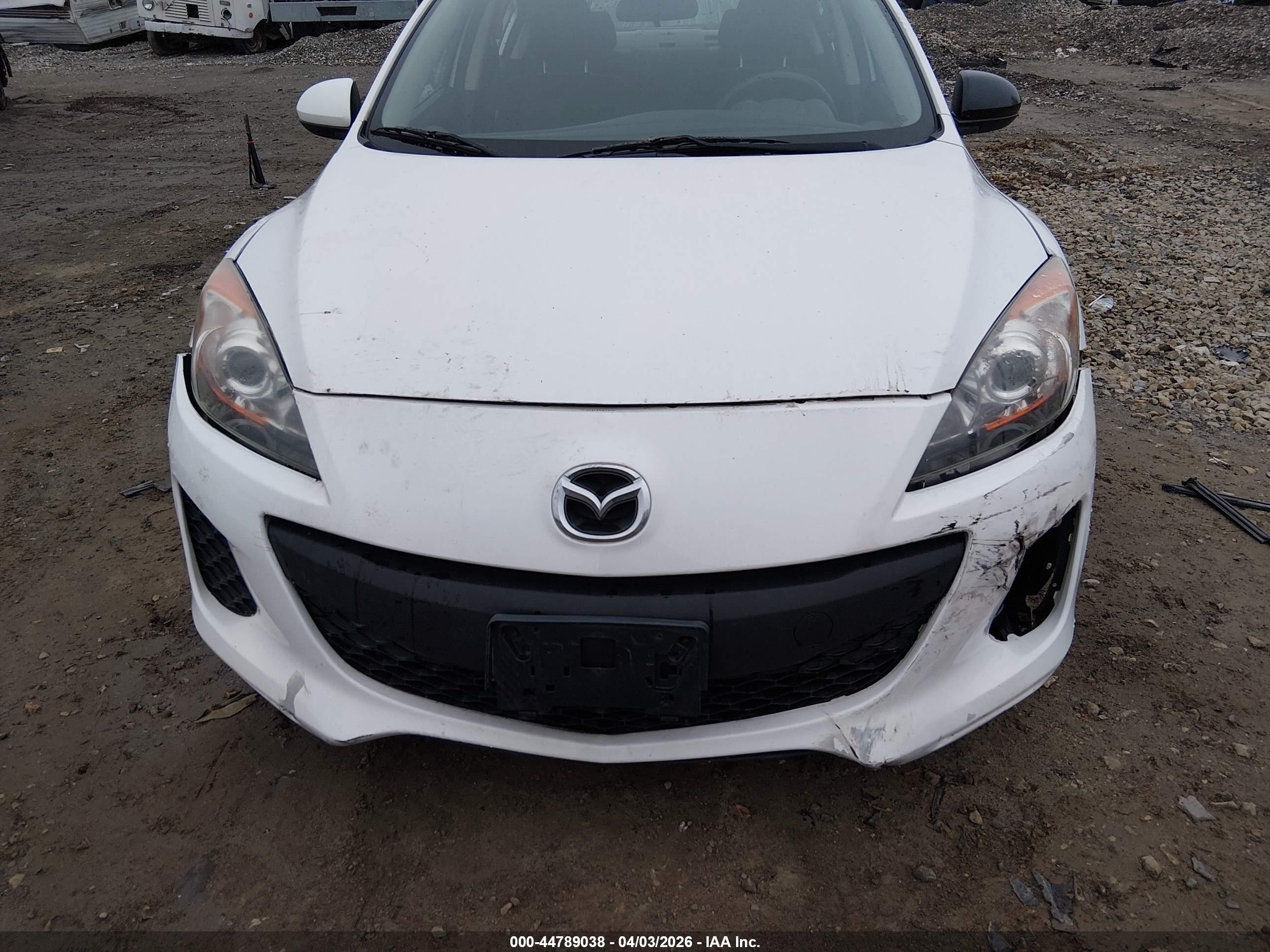 MAZDA MAZDA3 image 6