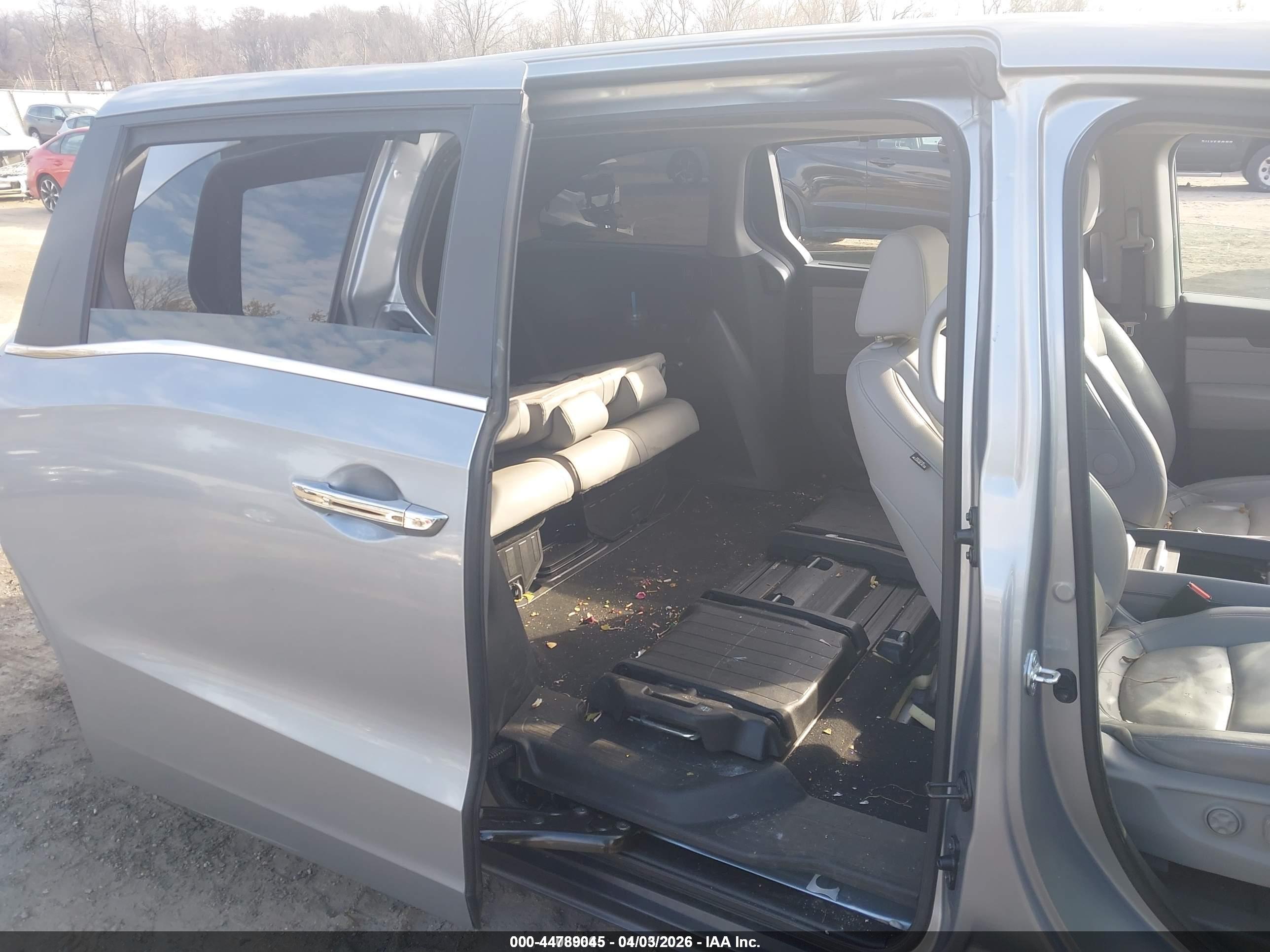HONDA ODYSSEY image 8
