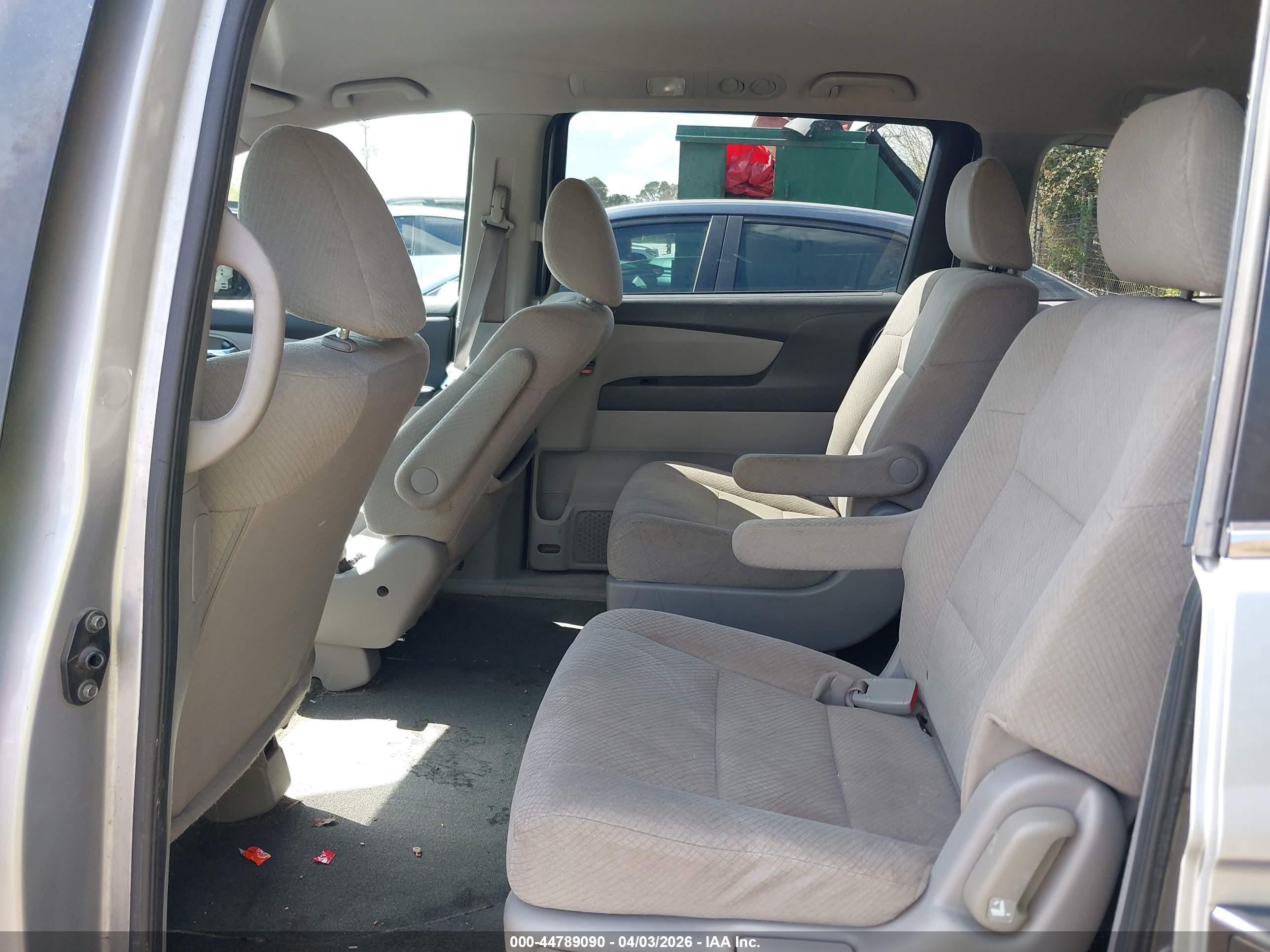 HONDA ODYSSEY image 8
