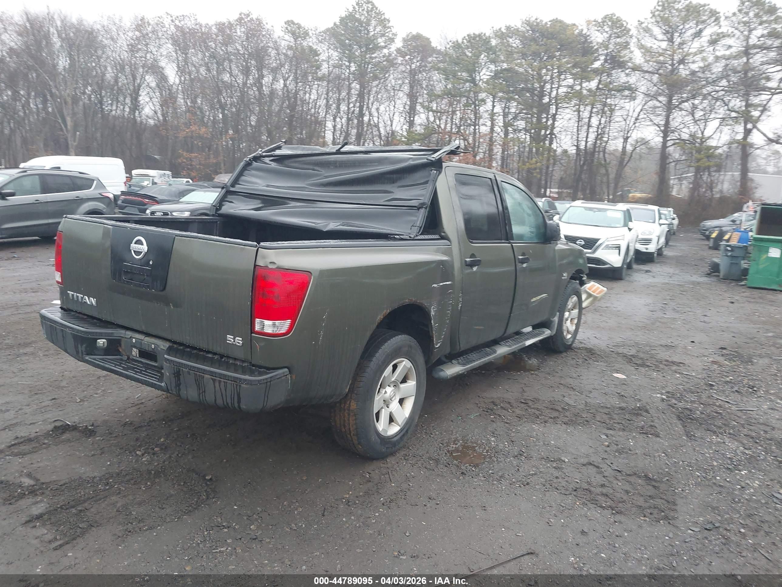 NISSAN TITAN image 4