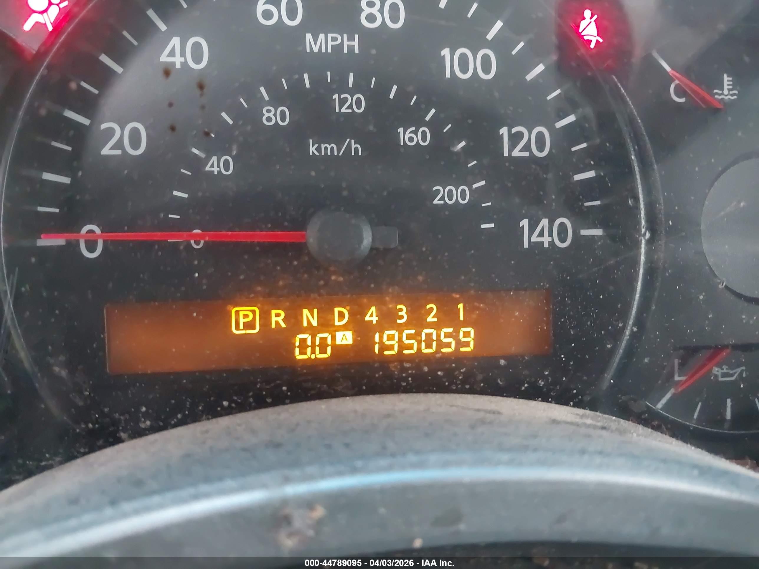 NISSAN TITAN image 7