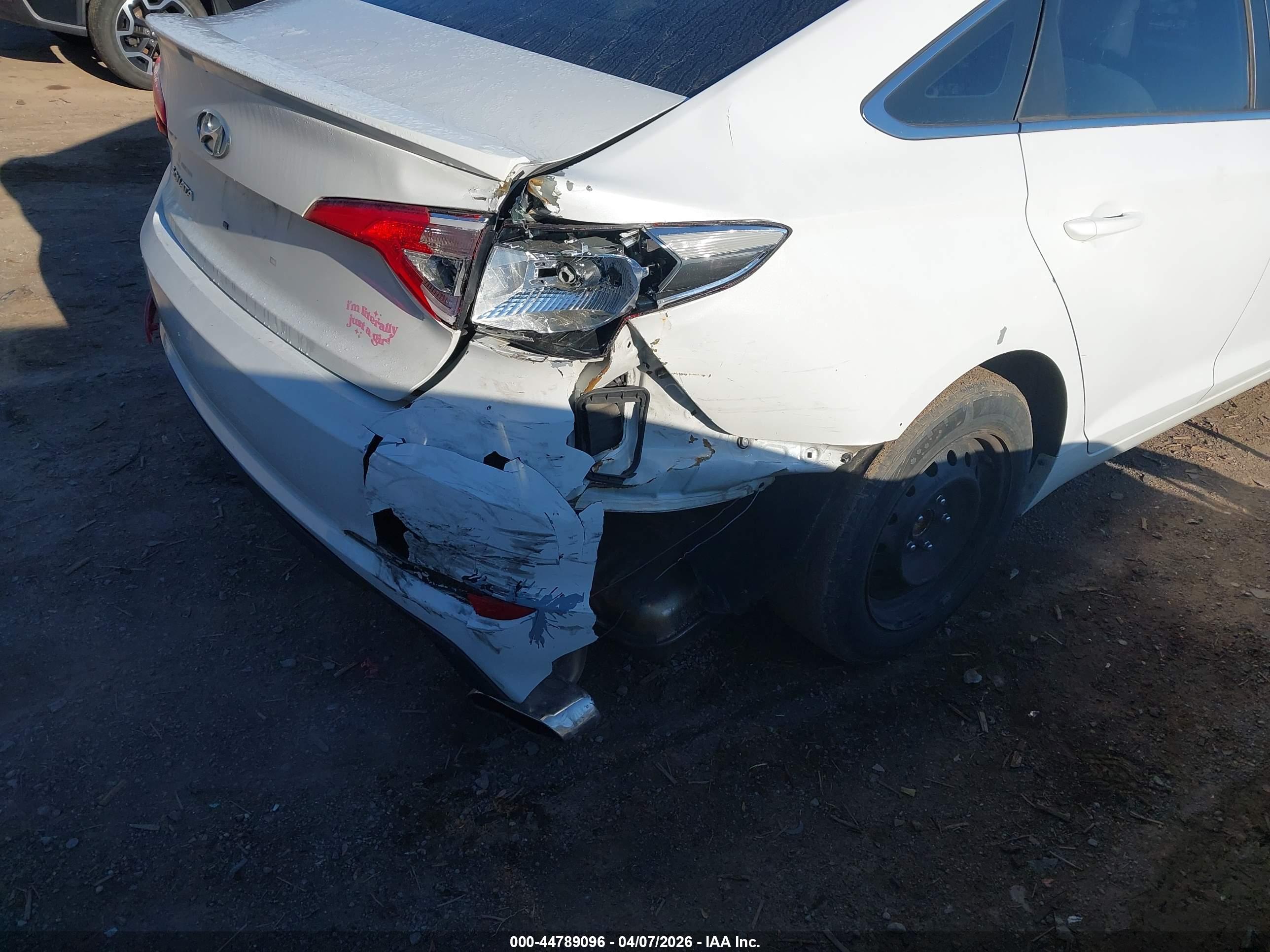HYUNDAI SONATA image 6