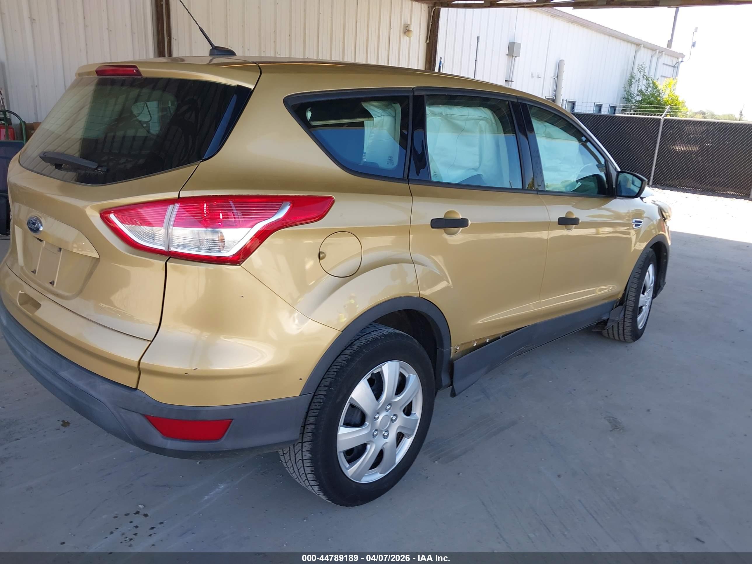 FORD ESCAPE image 4