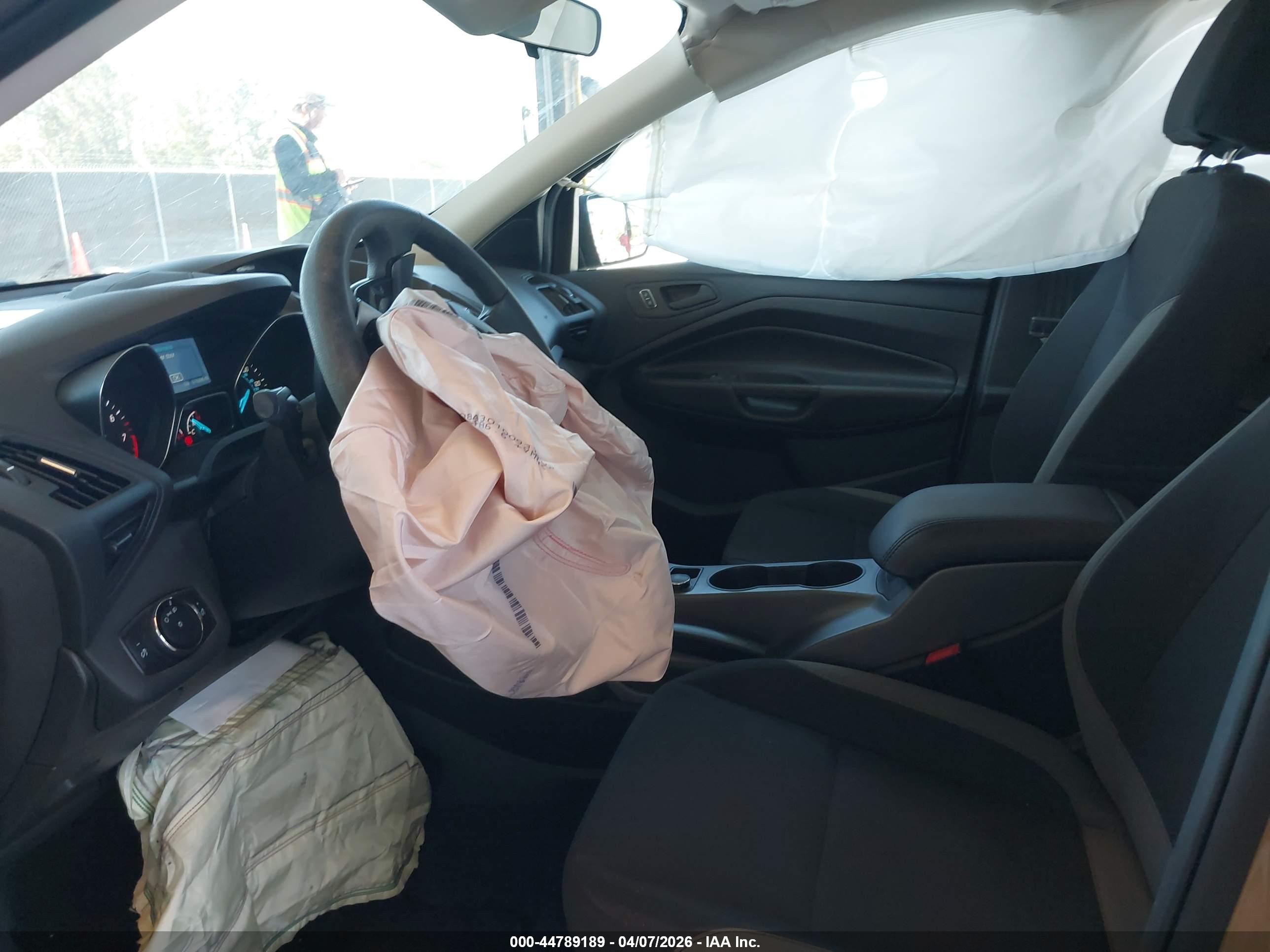 FORD ESCAPE image 5