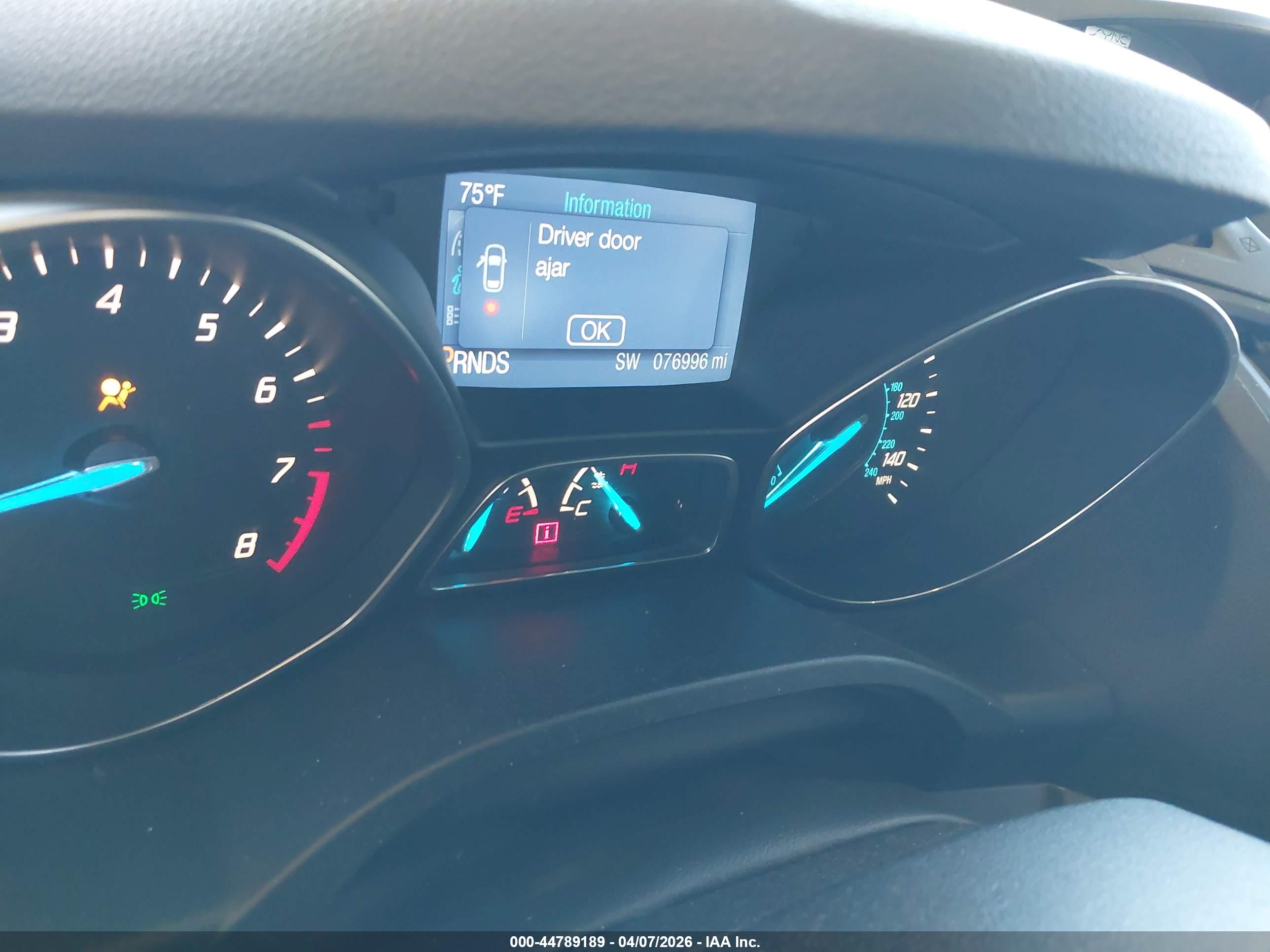 FORD ESCAPE image 7