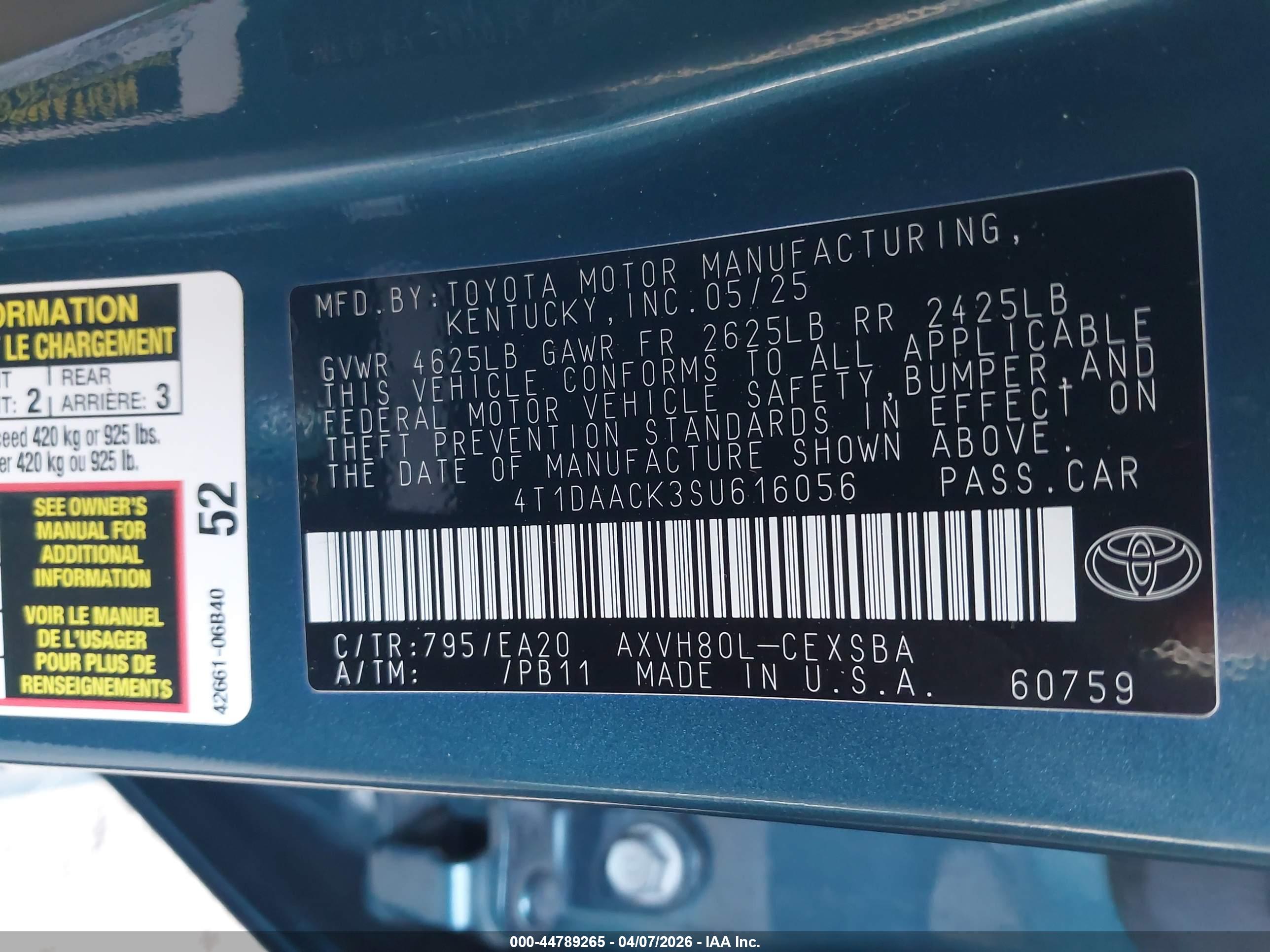 TOYOTA CAMRY image 9