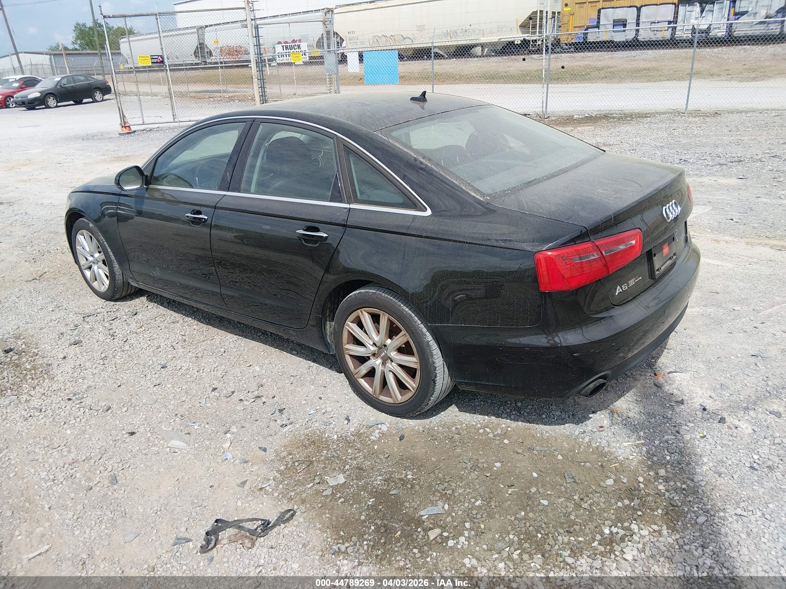 AUDI A6 image 3