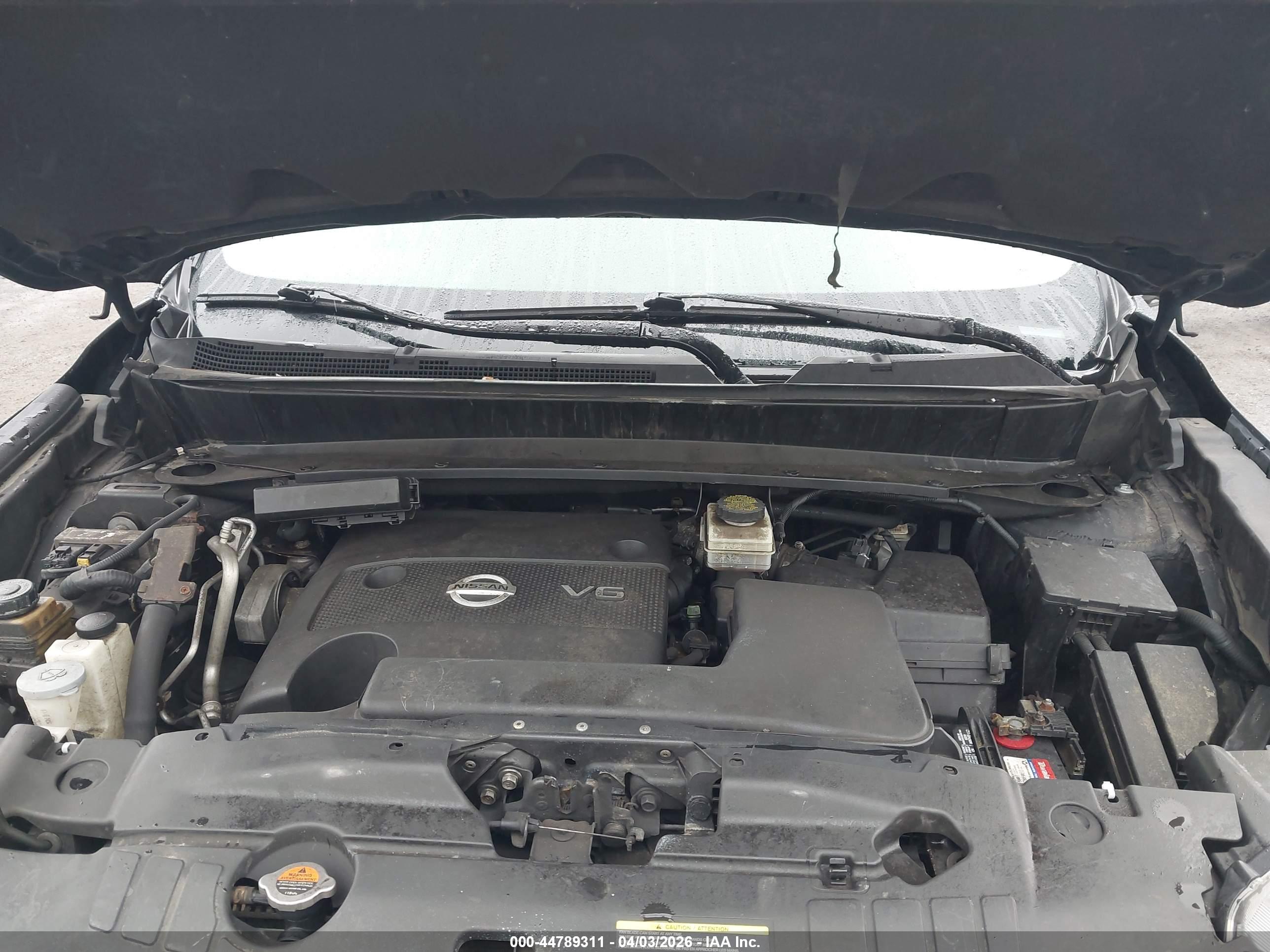 NISSAN PATHFINDER image 10