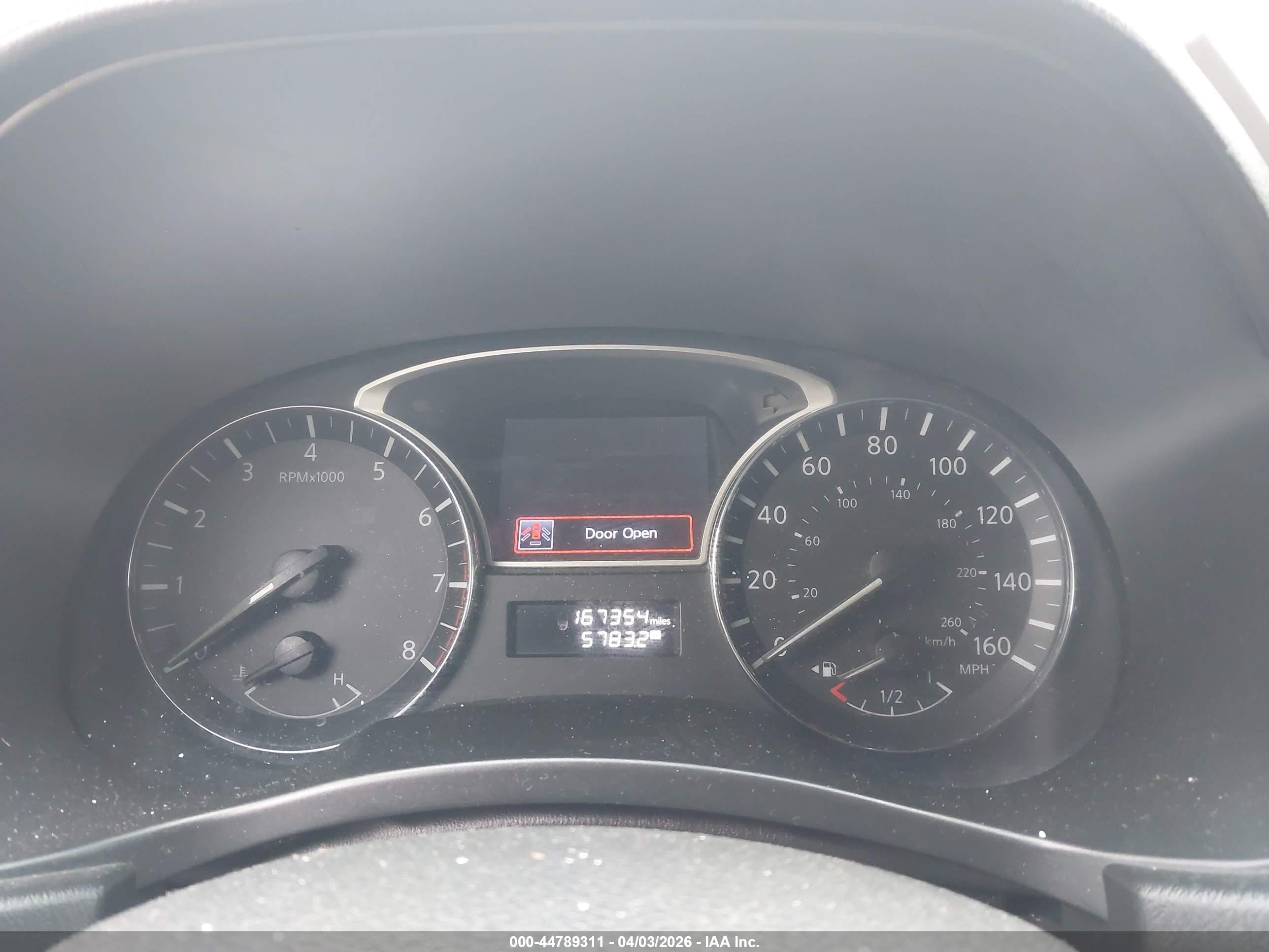 NISSAN PATHFINDER image 7