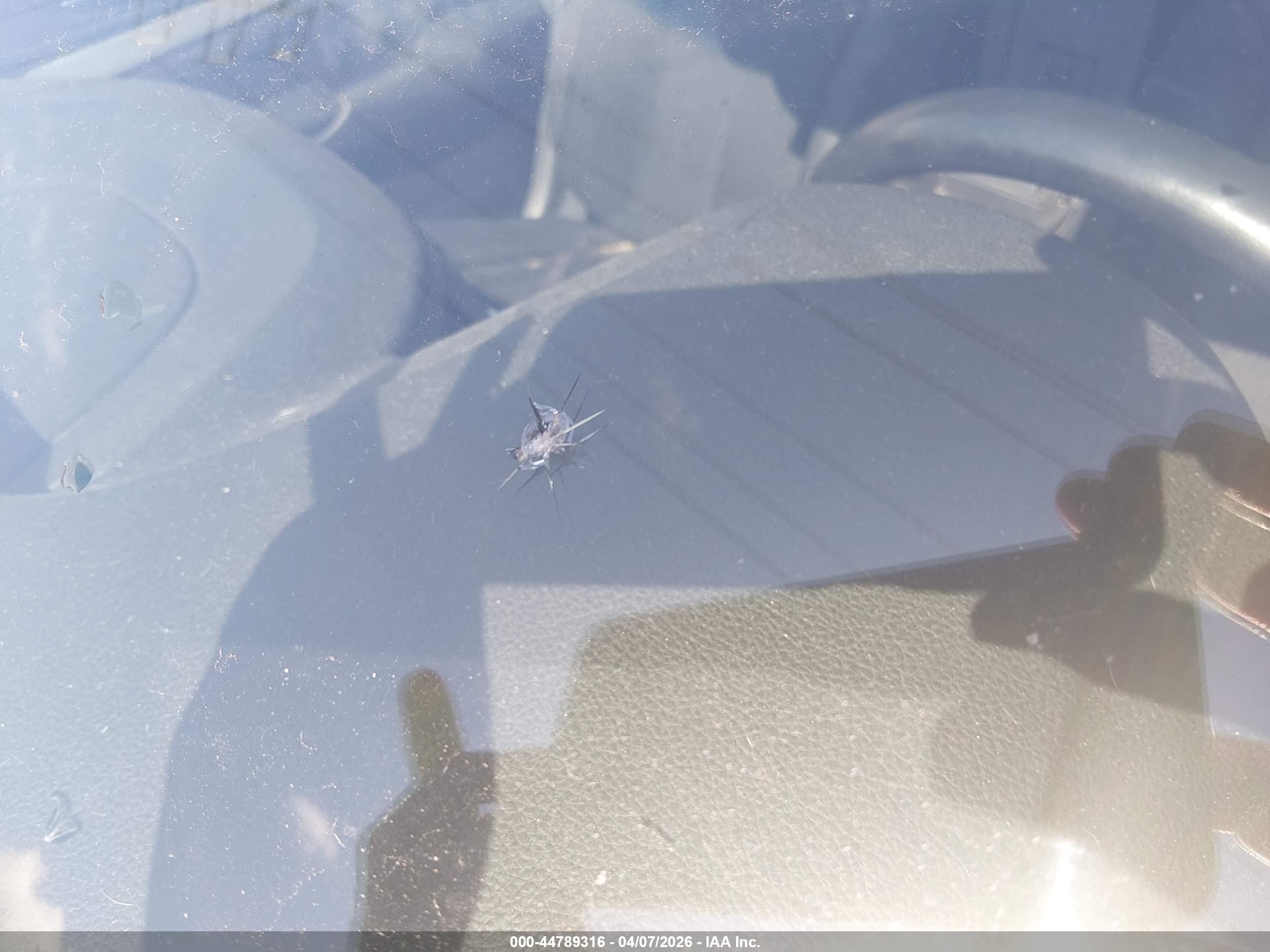 SUBARU OUTBACK image 6