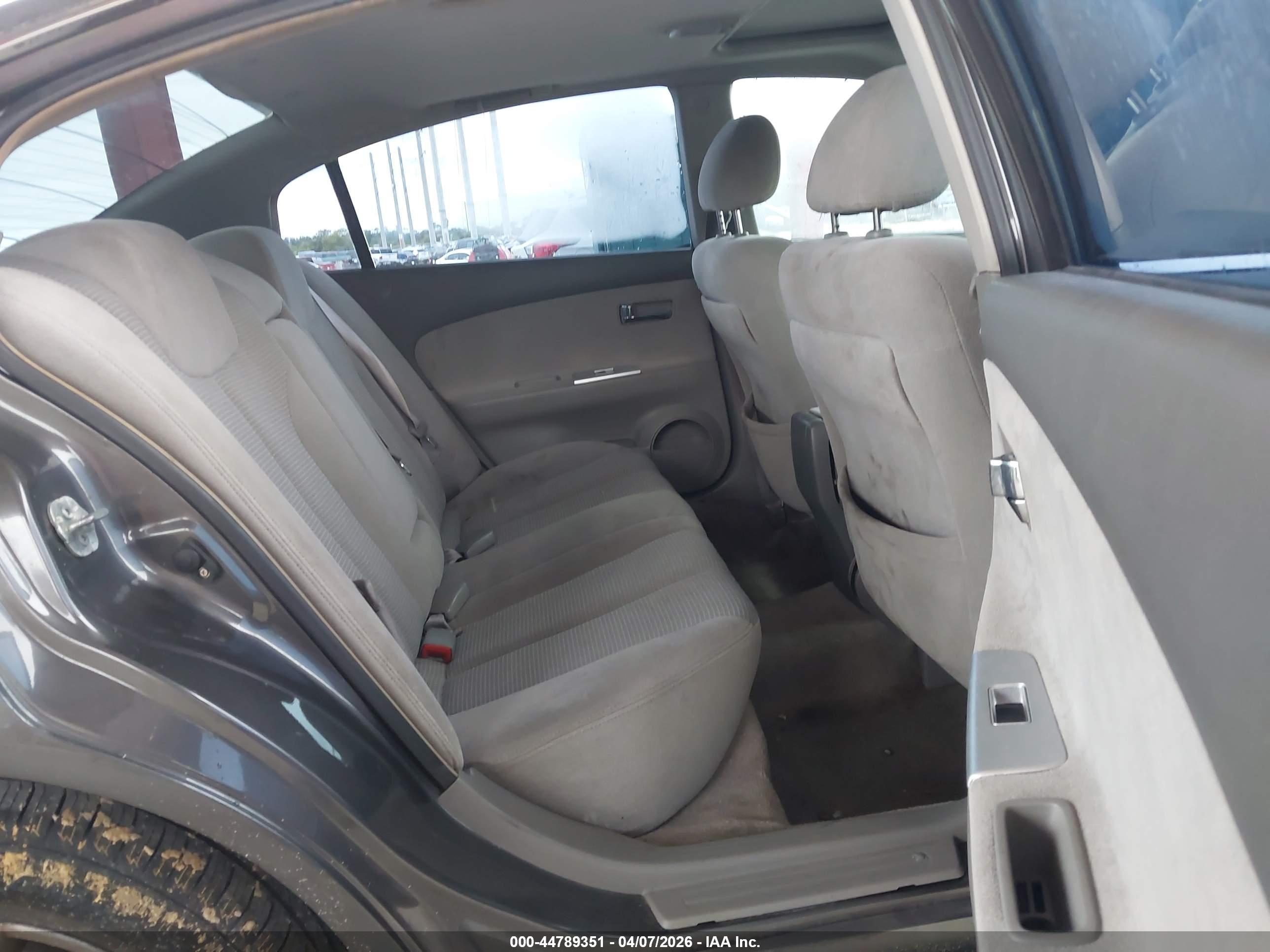 NISSAN ALTIMA image 8