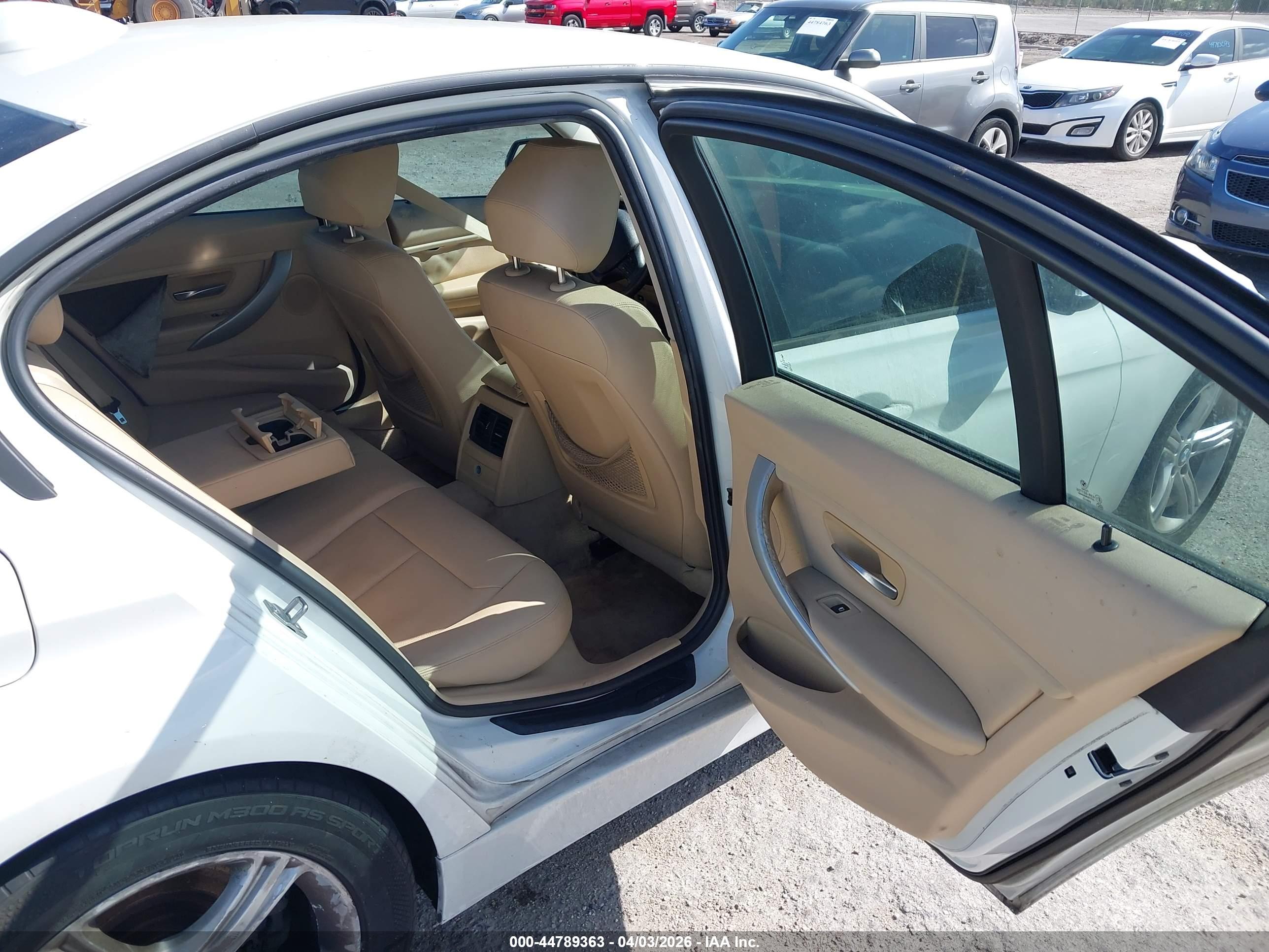 BMW 328I image 8