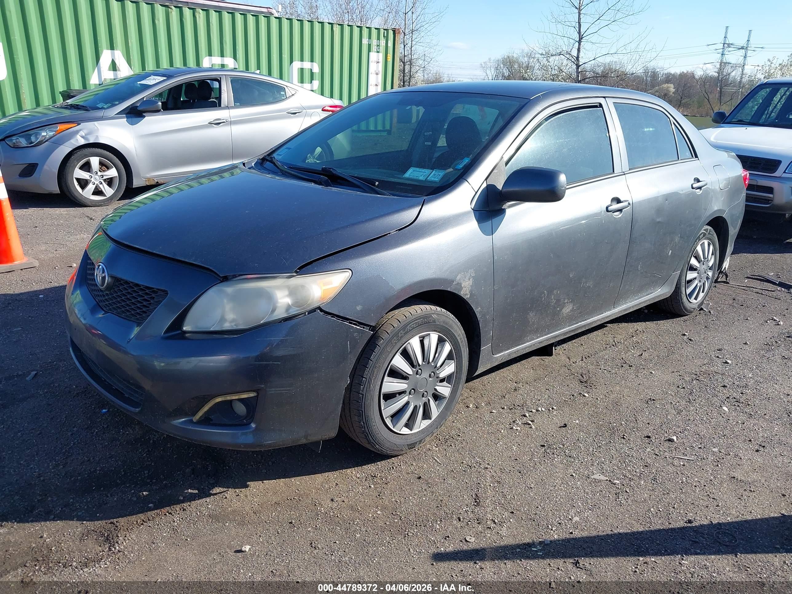 TOYOTA COROLLA image 2