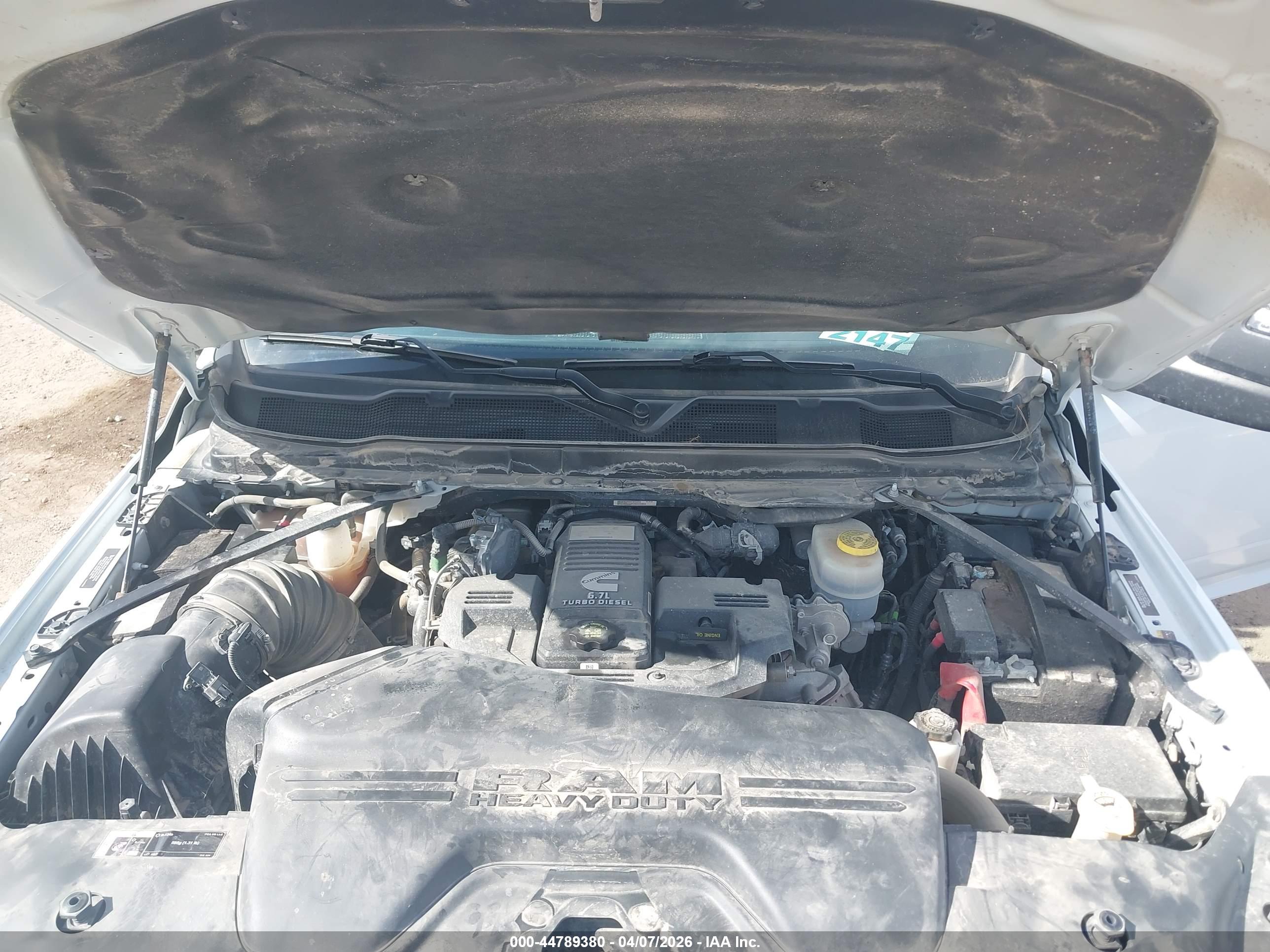 RAM 2500 image 10
