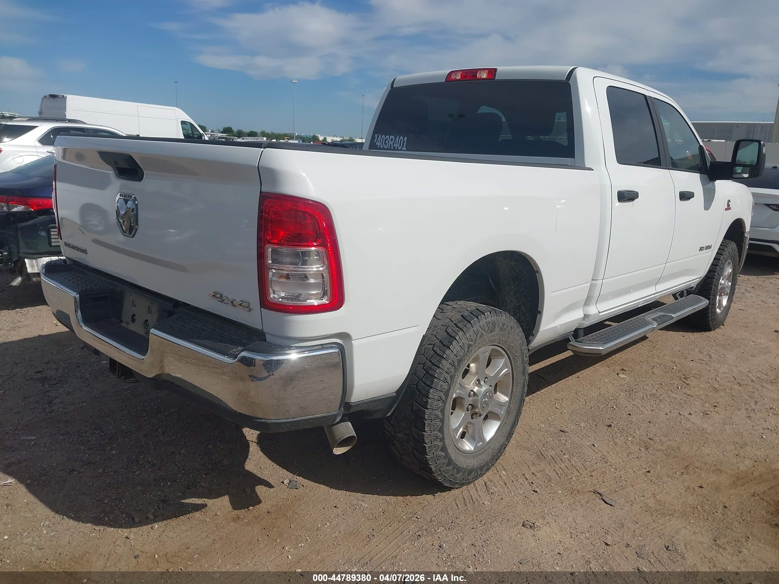 RAM 2500 image 4