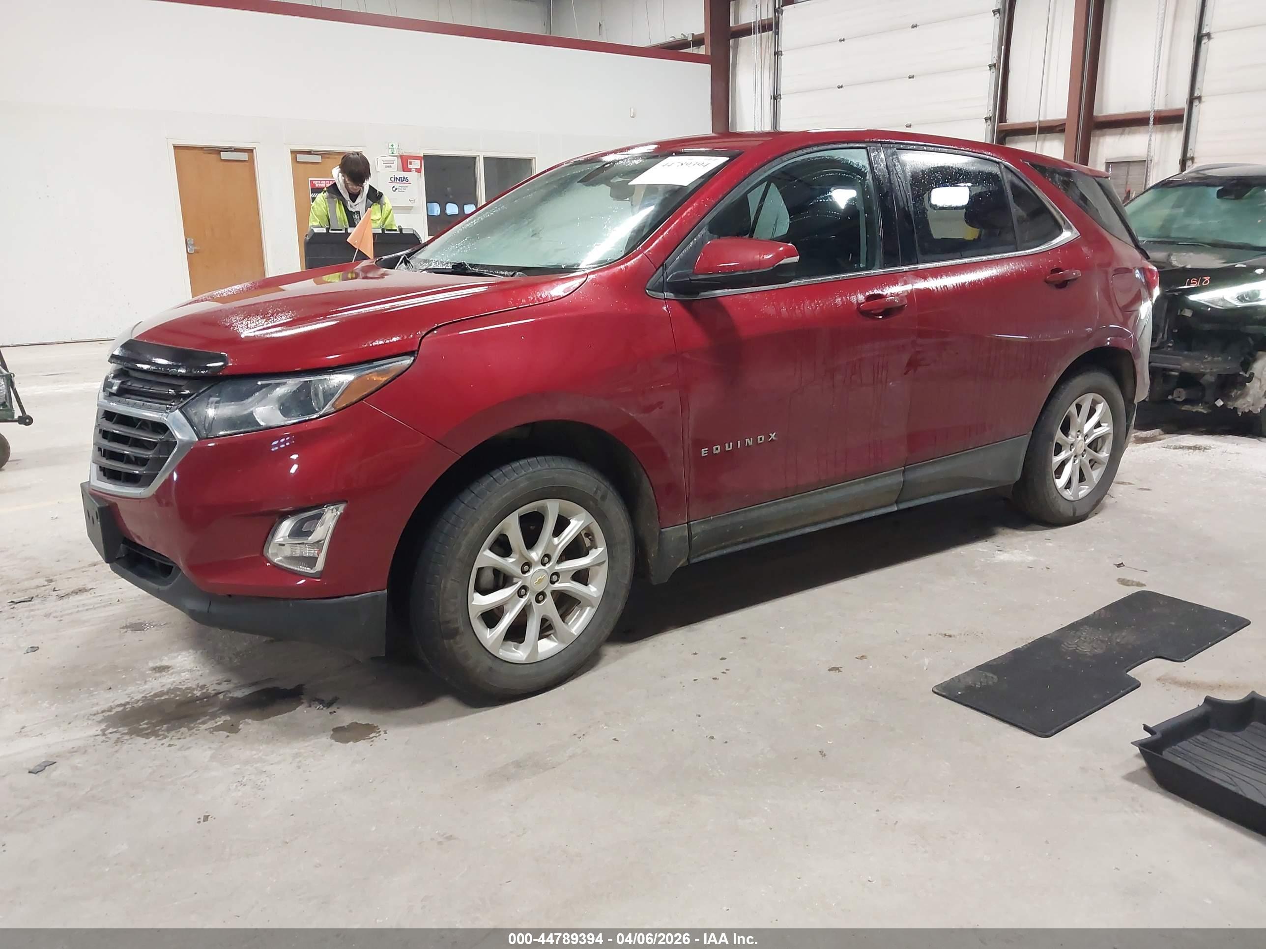 CHEVROLET EQUINOX image 2