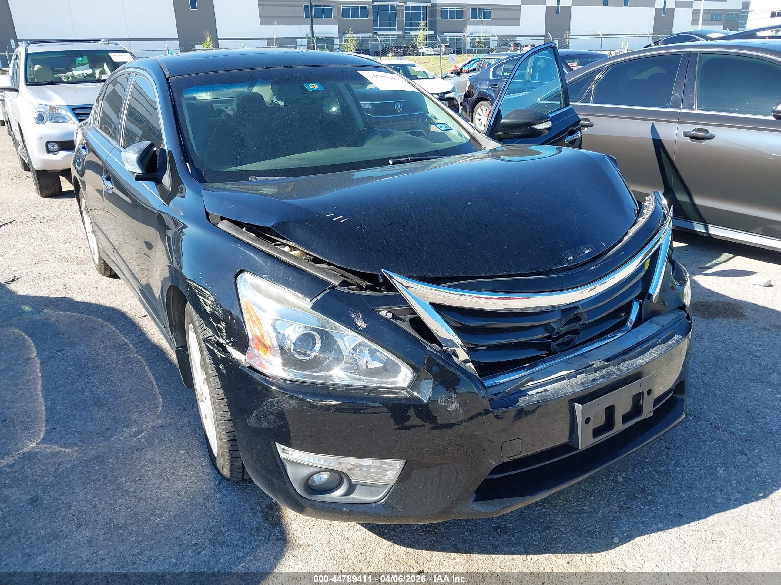 NISSAN ALTIMA image 6