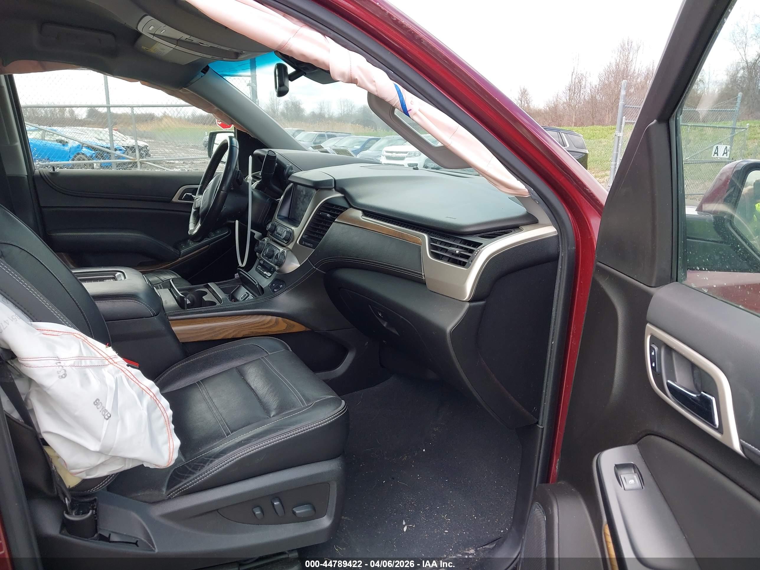 GMC YUKON image 5
