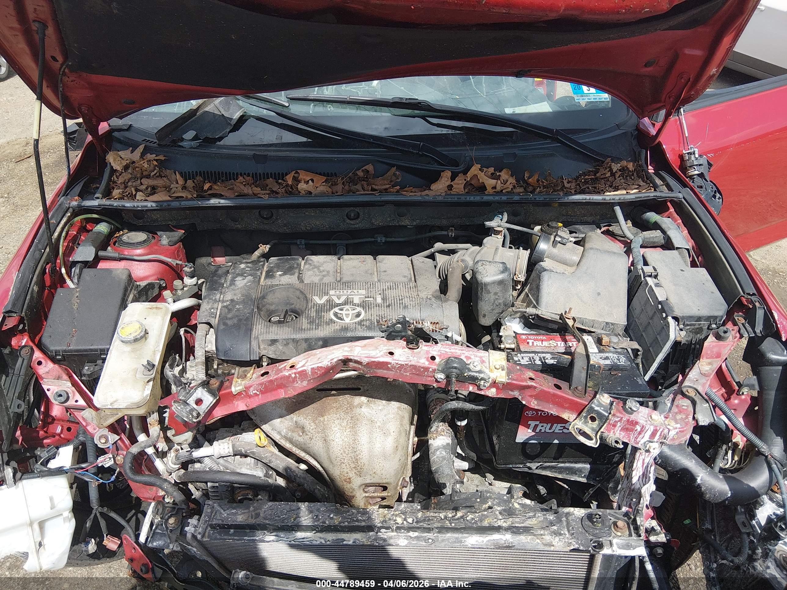 TOYOTA RAV4 image 10