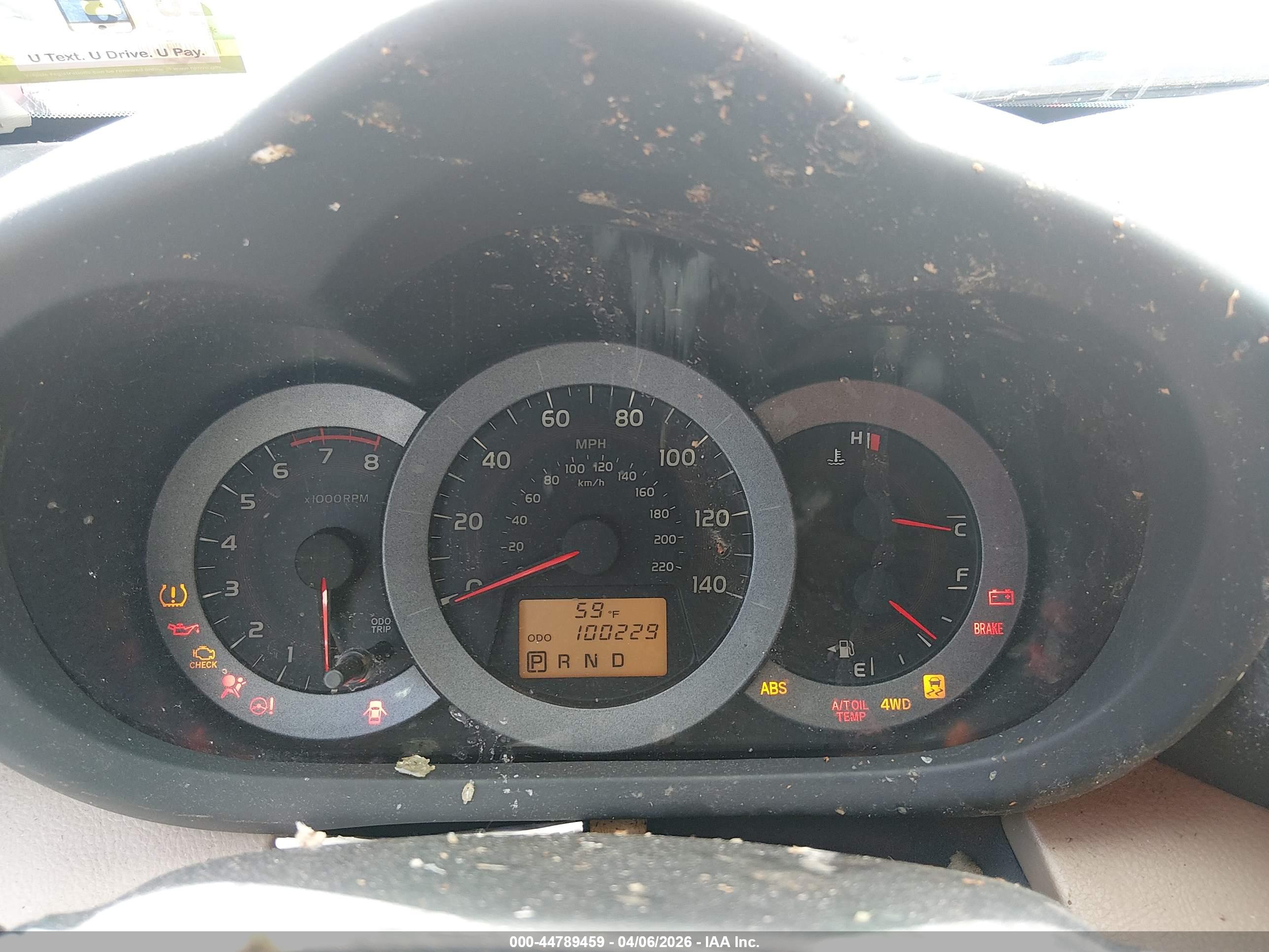 TOYOTA RAV4 image 7