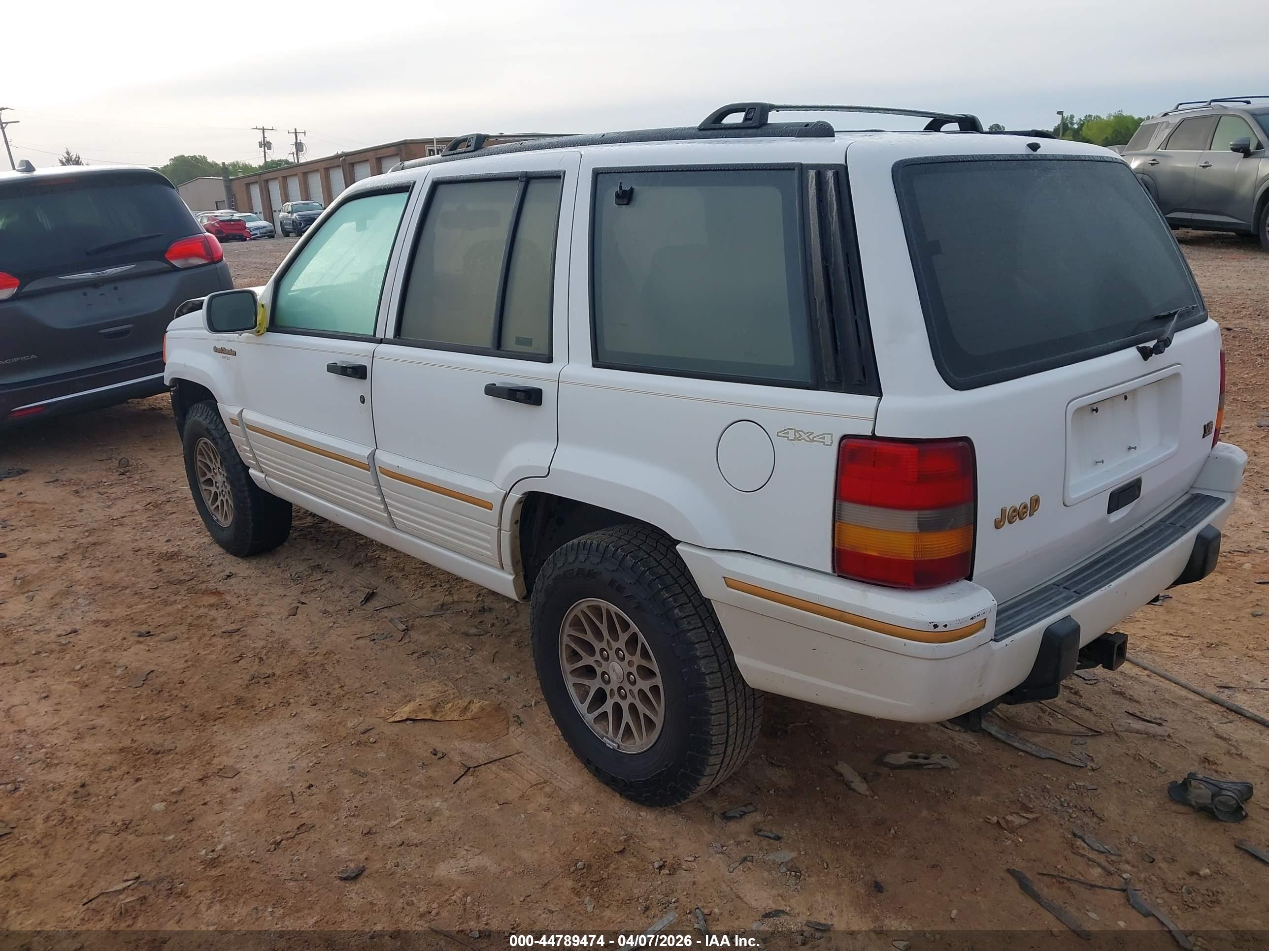 JEEP GRAND image 3