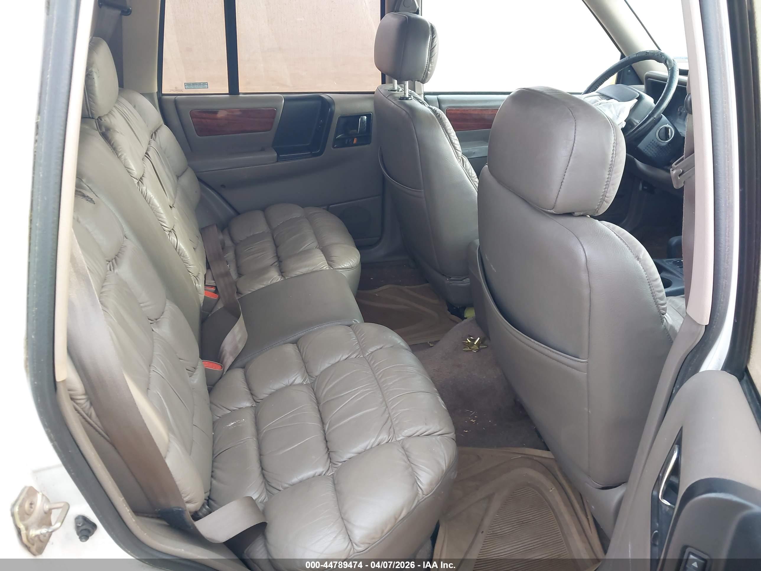 JEEP GRAND image 8