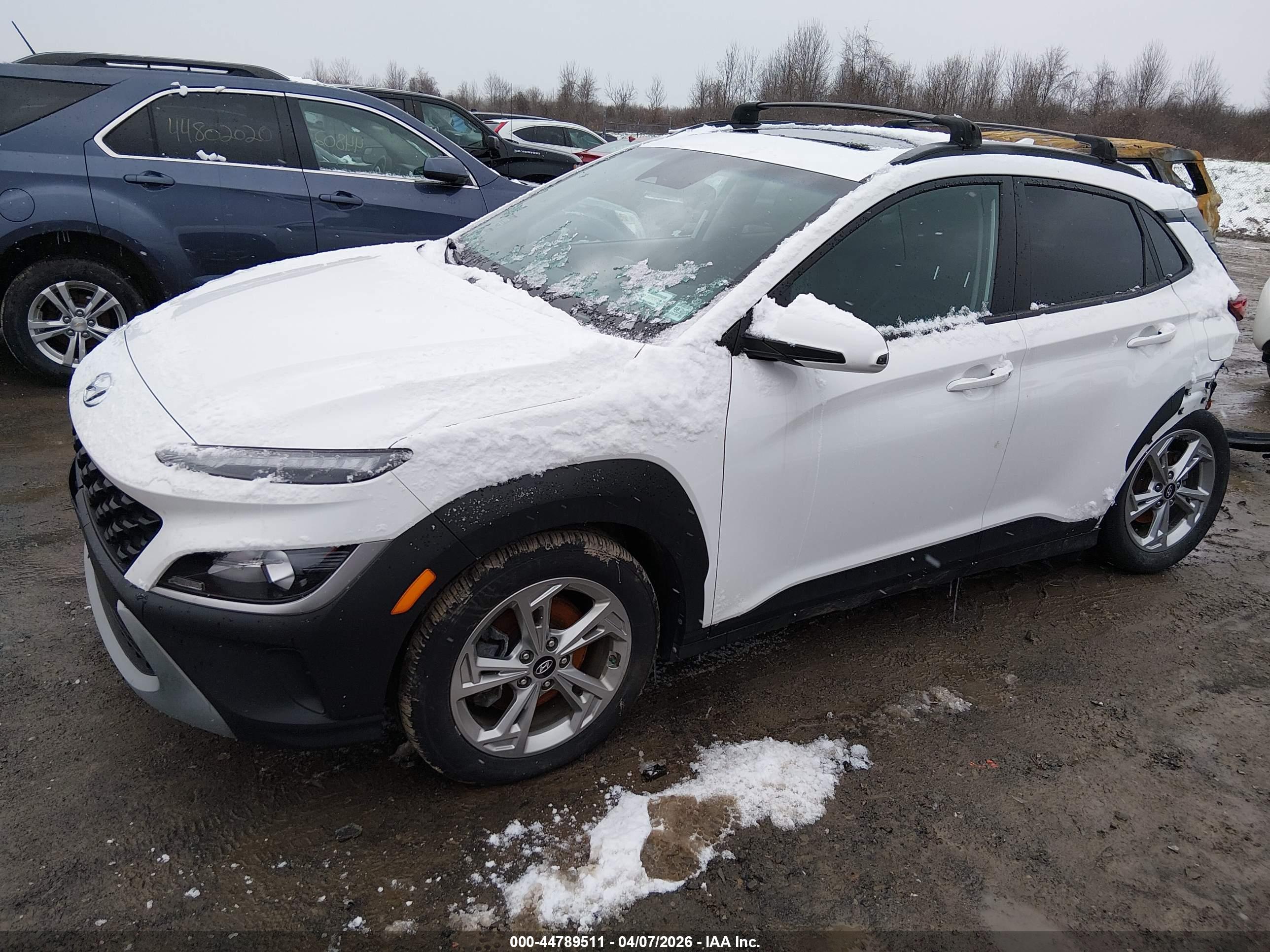 HYUNDAI KONA image 2