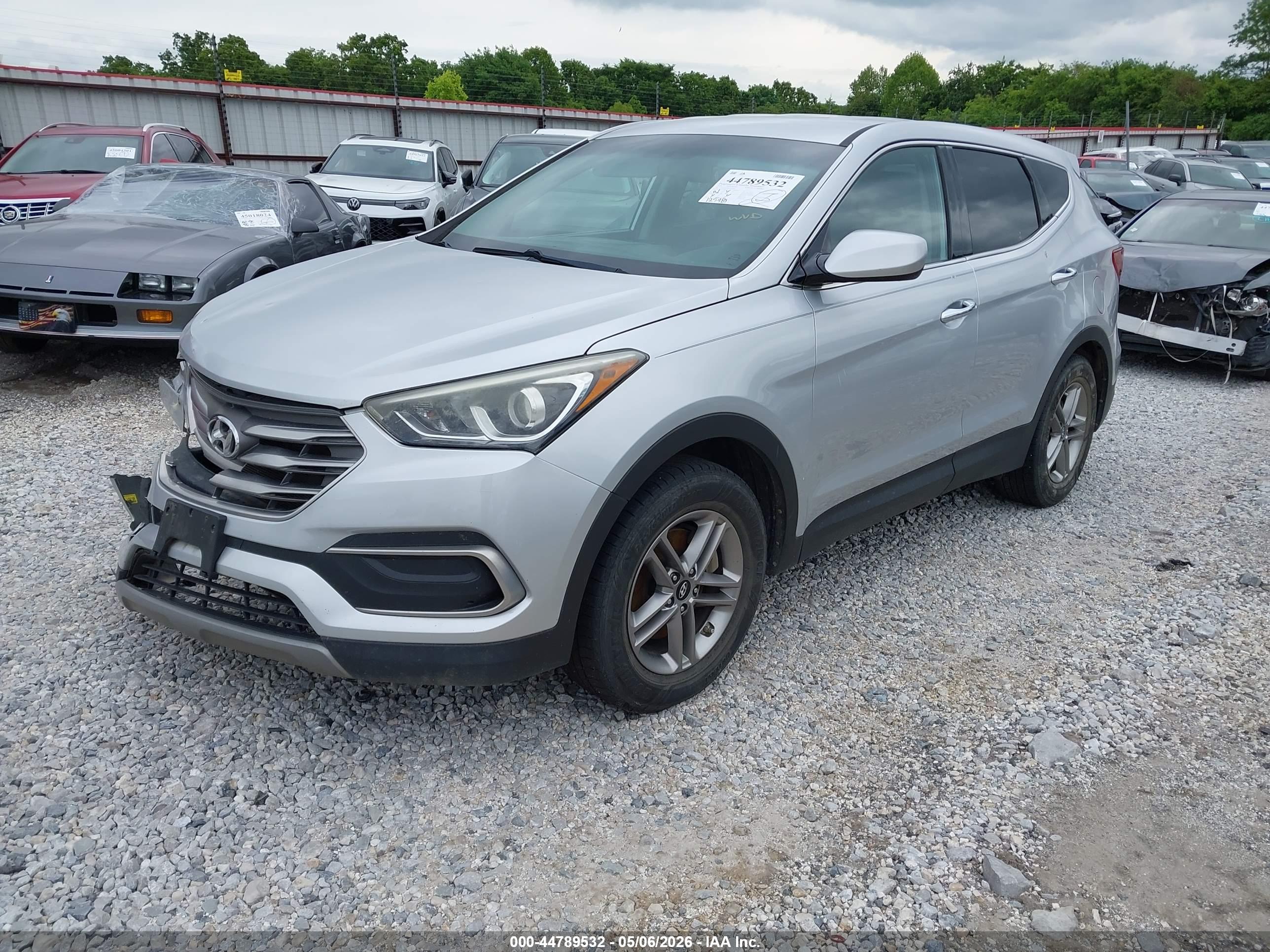 HYUNDAI SANTA image 2