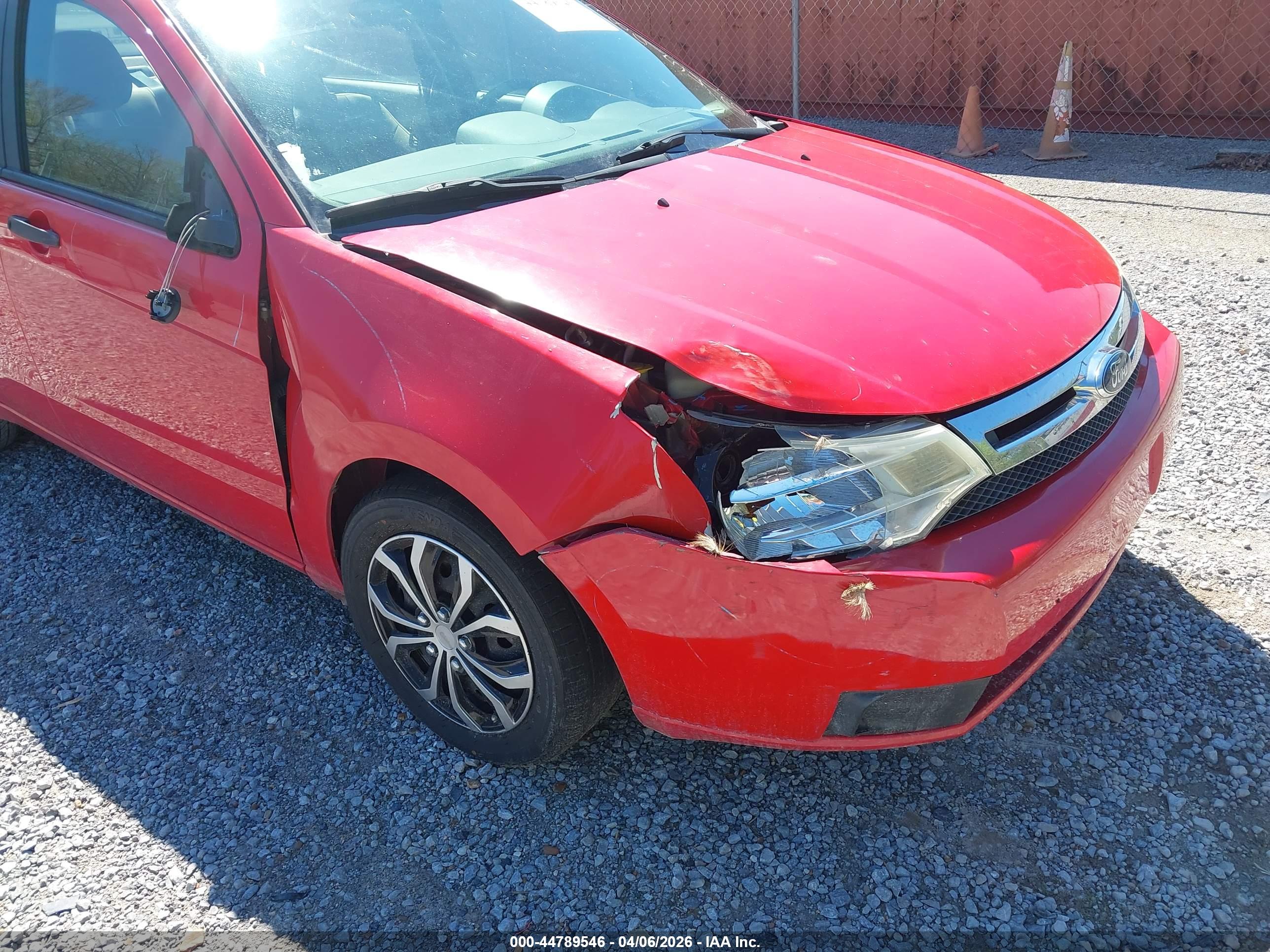 FORD FOCUS image 6