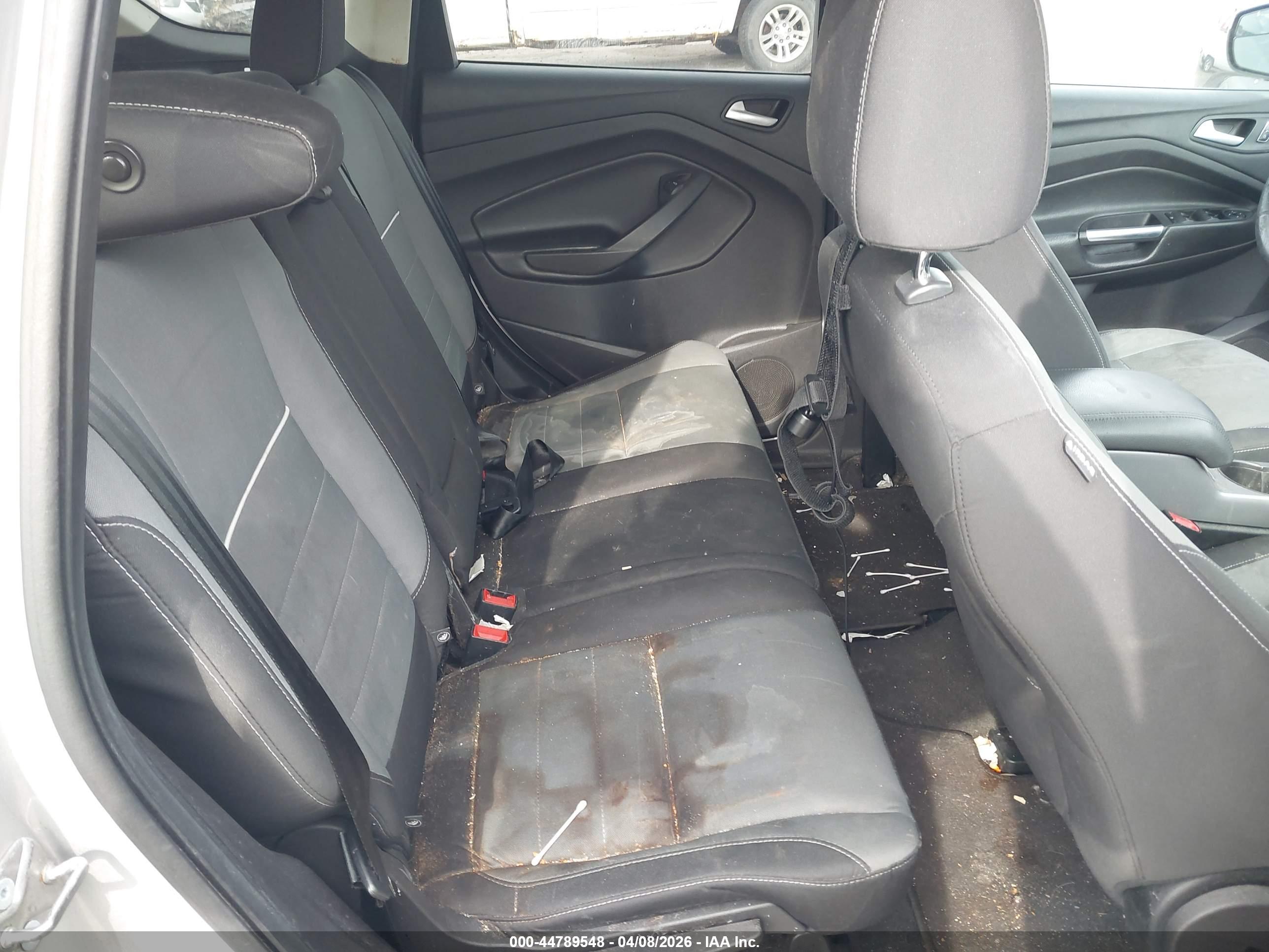 FORD ESCAPE image 8