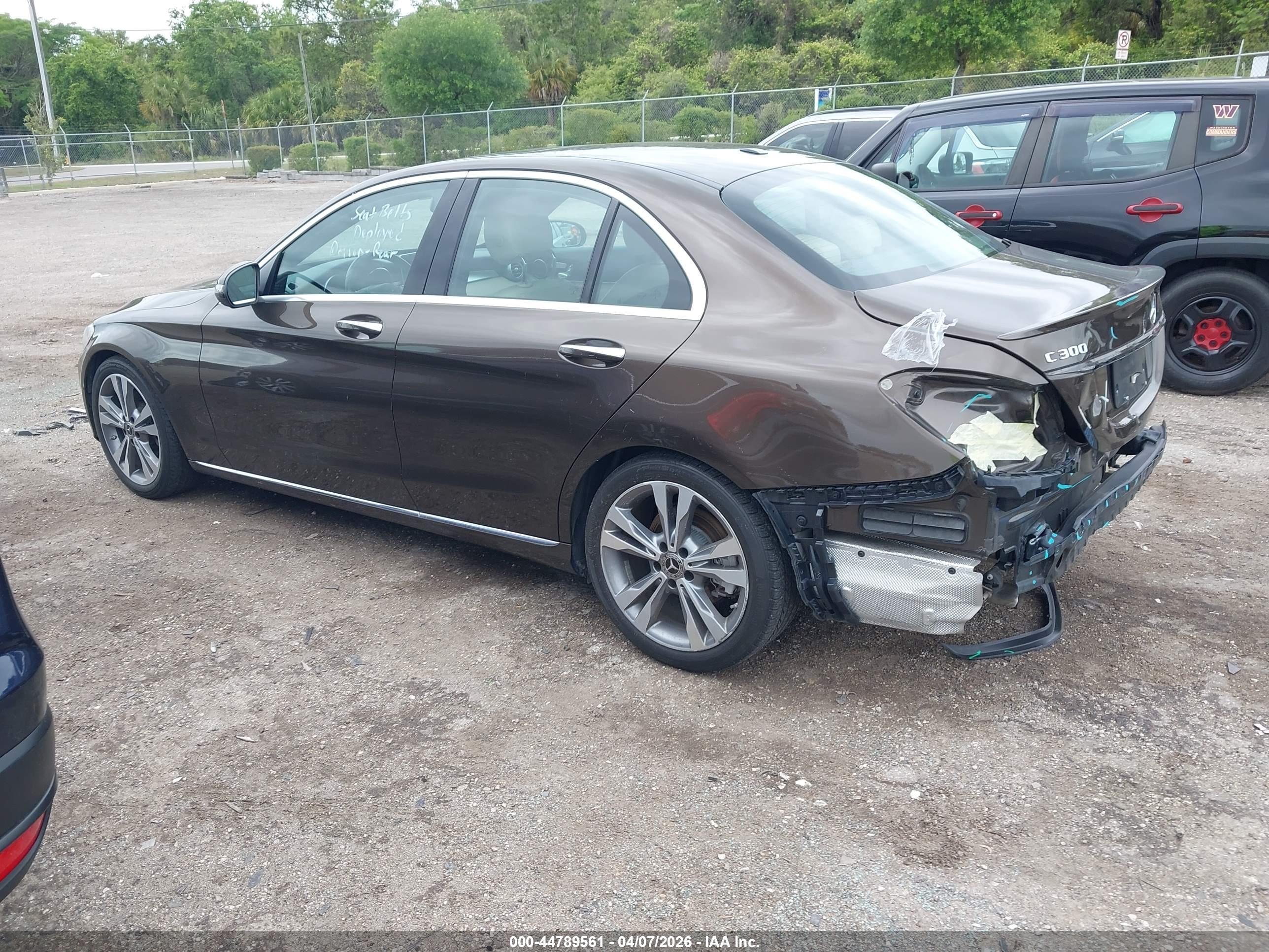 MERCEDES-BENZ C image 3