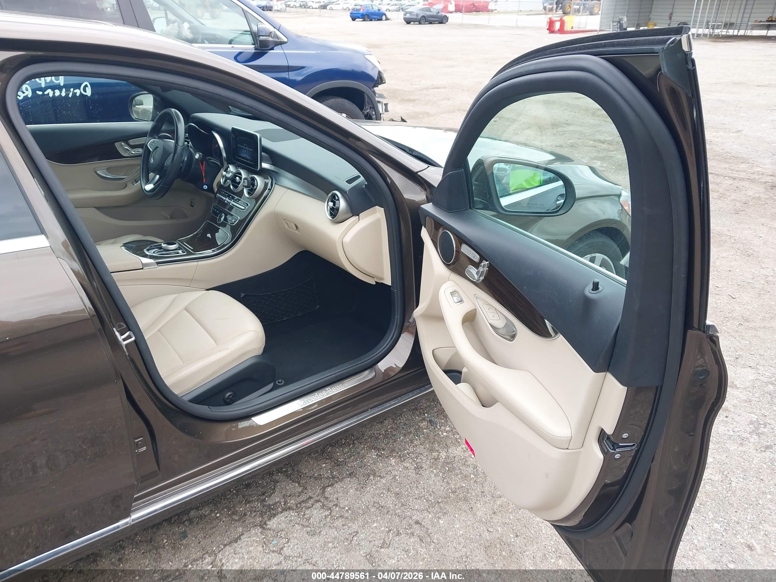 MERCEDES-BENZ C image 5