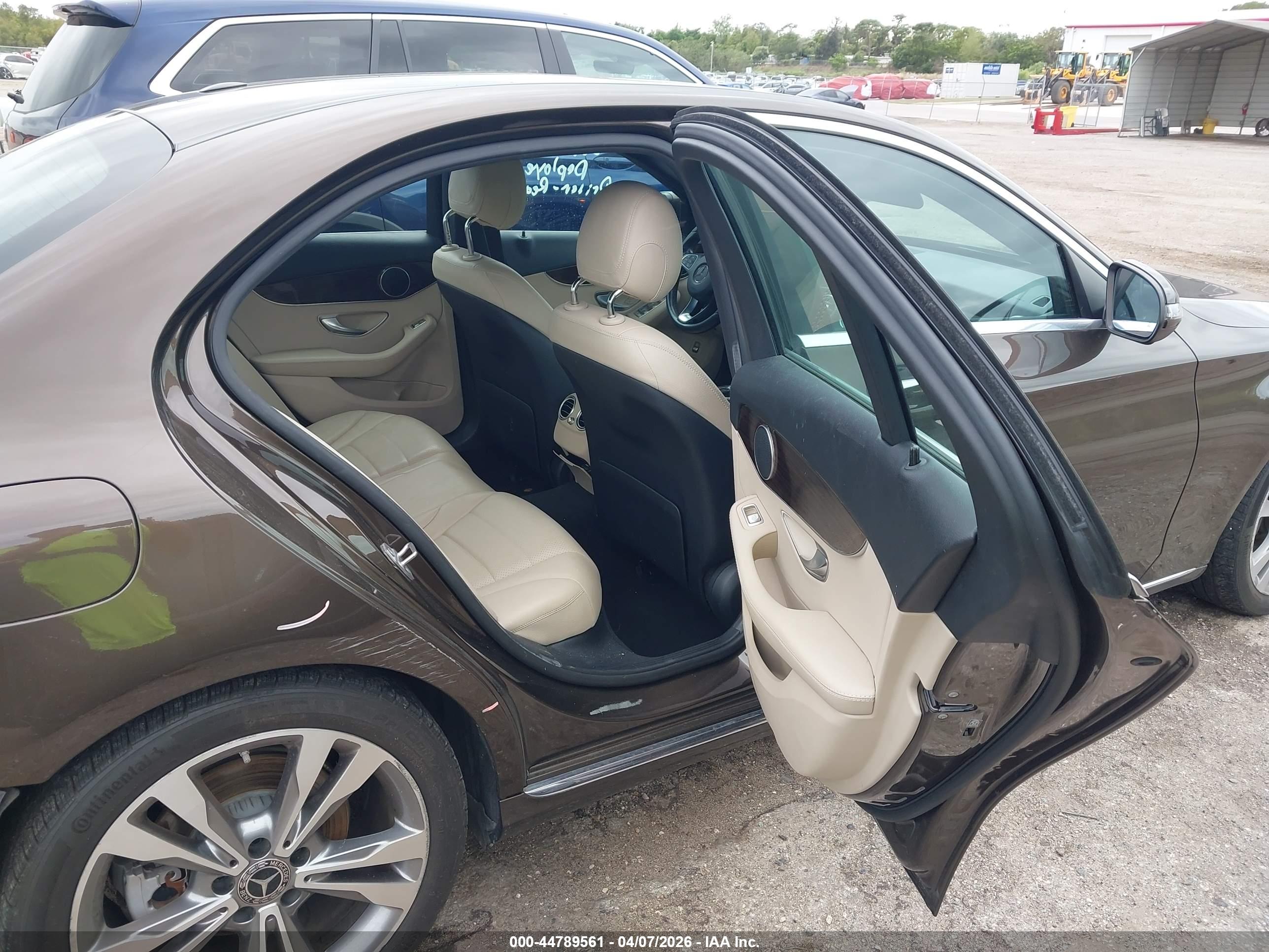 MERCEDES-BENZ C image 8